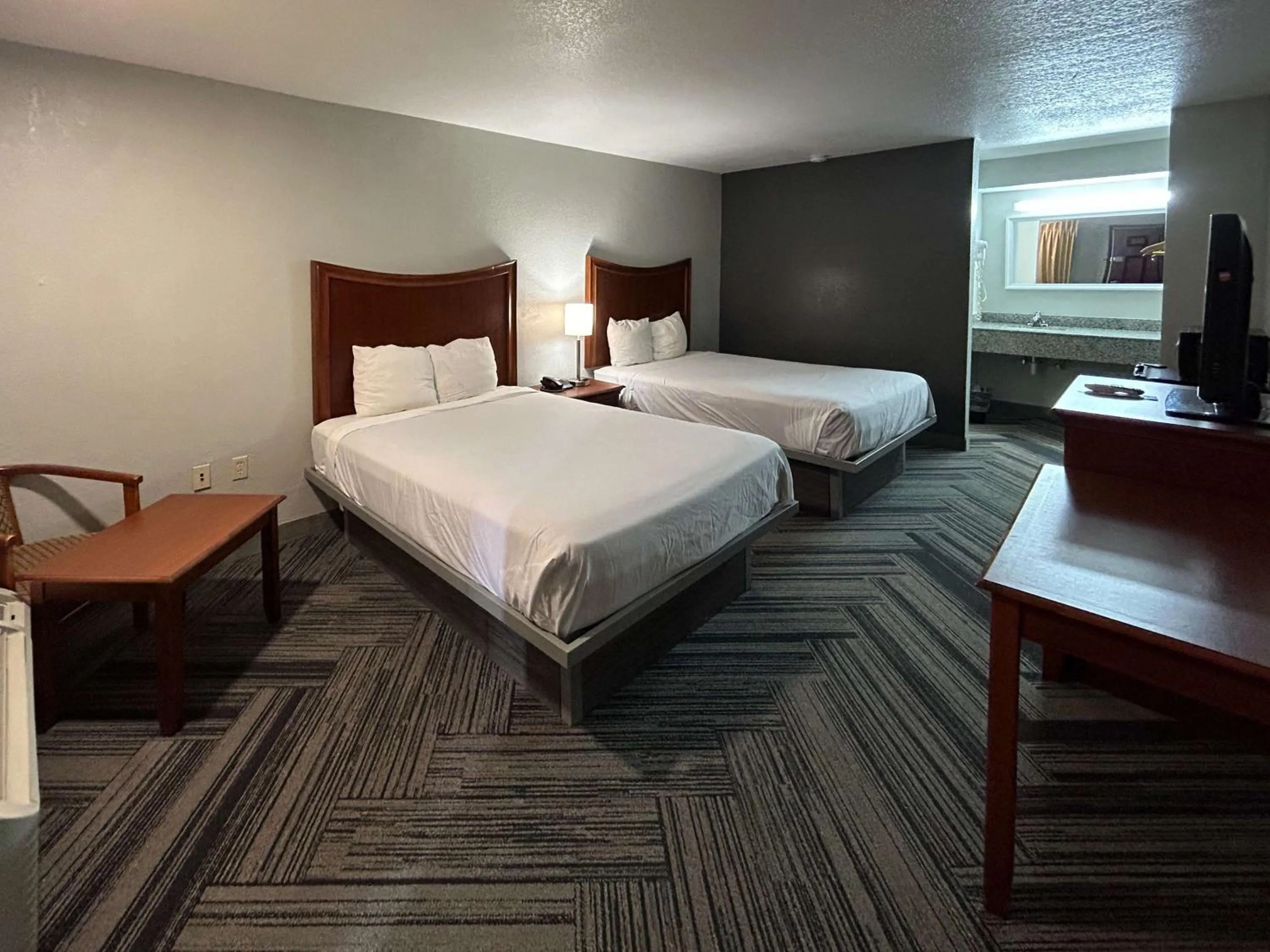 Bedroom, Bed in Motel 6 Ada OK