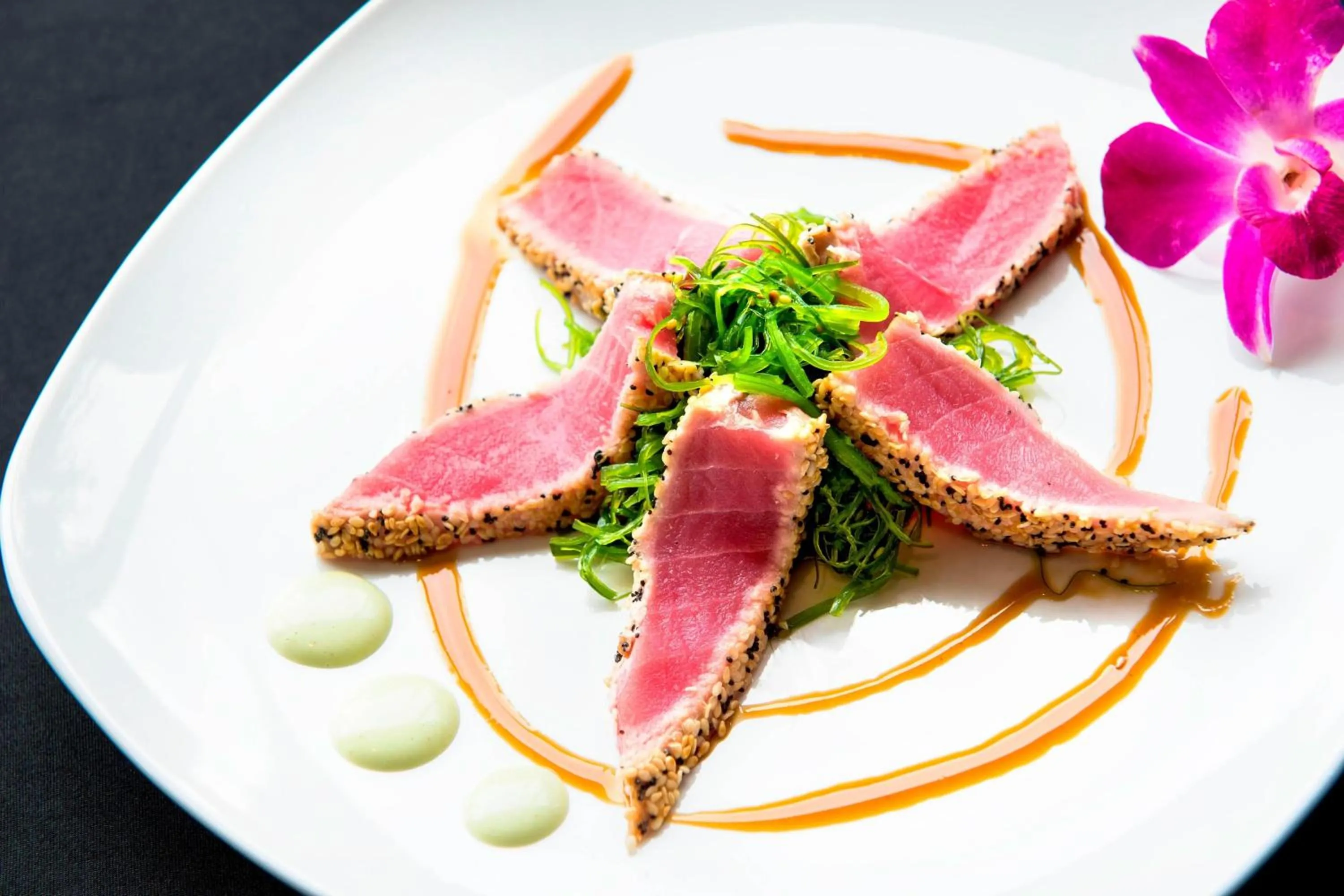 Restaurant/places to eat in Delta Hotels by Marriott Utica