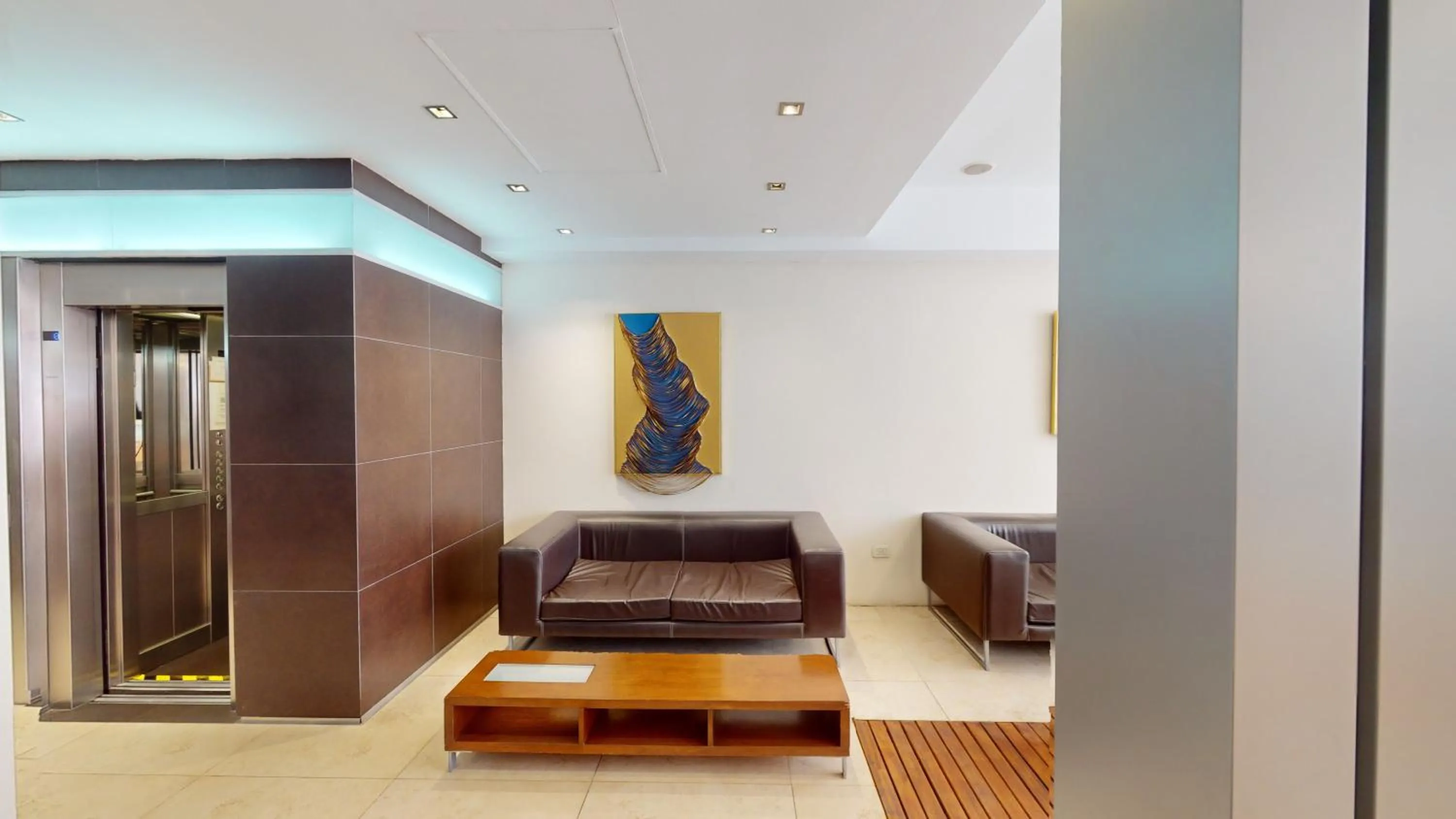 elevator in BENS - Recoleta Park