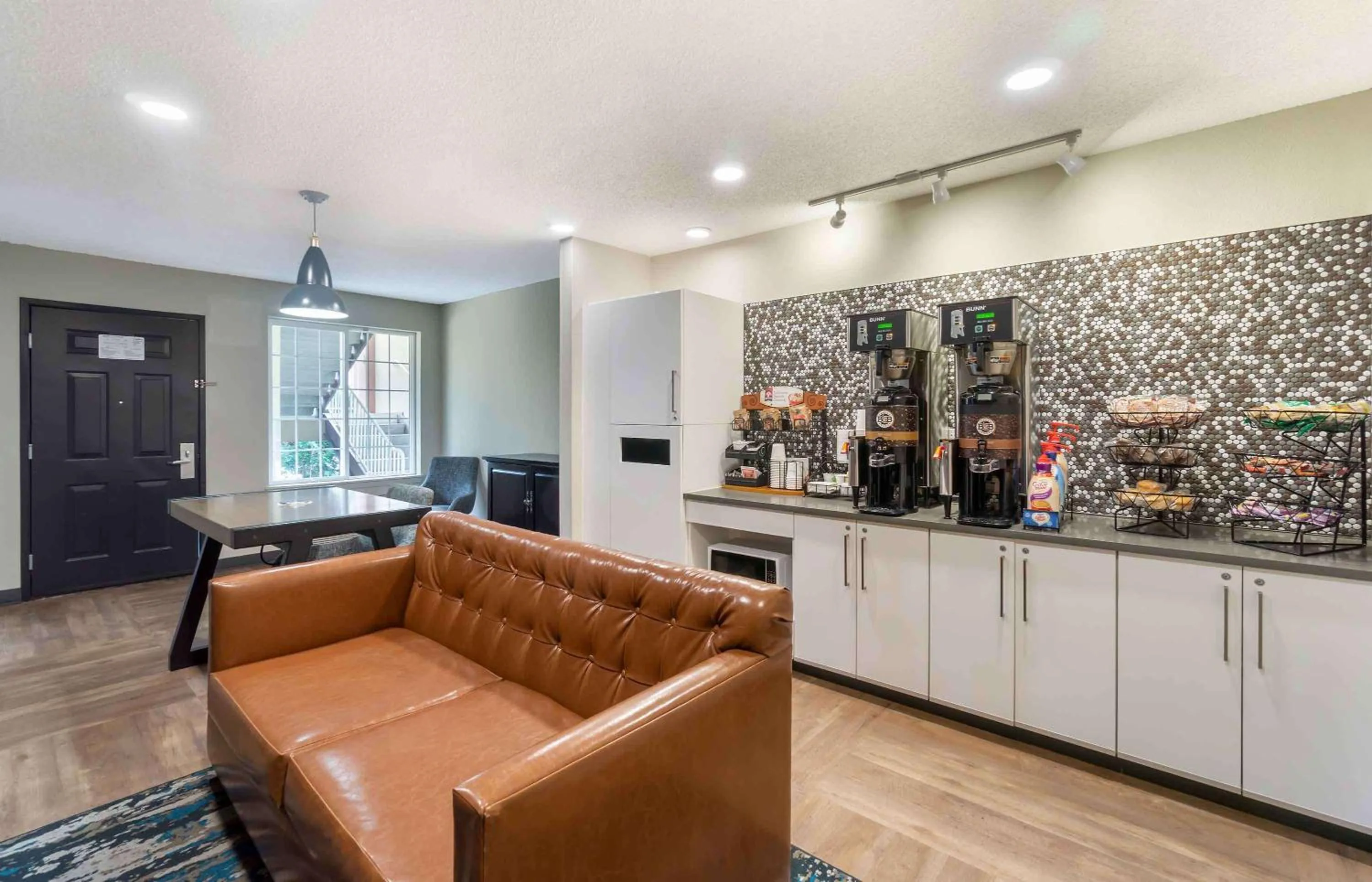 Breakfast in Extended Stay America Suites - Seattle - Redmond