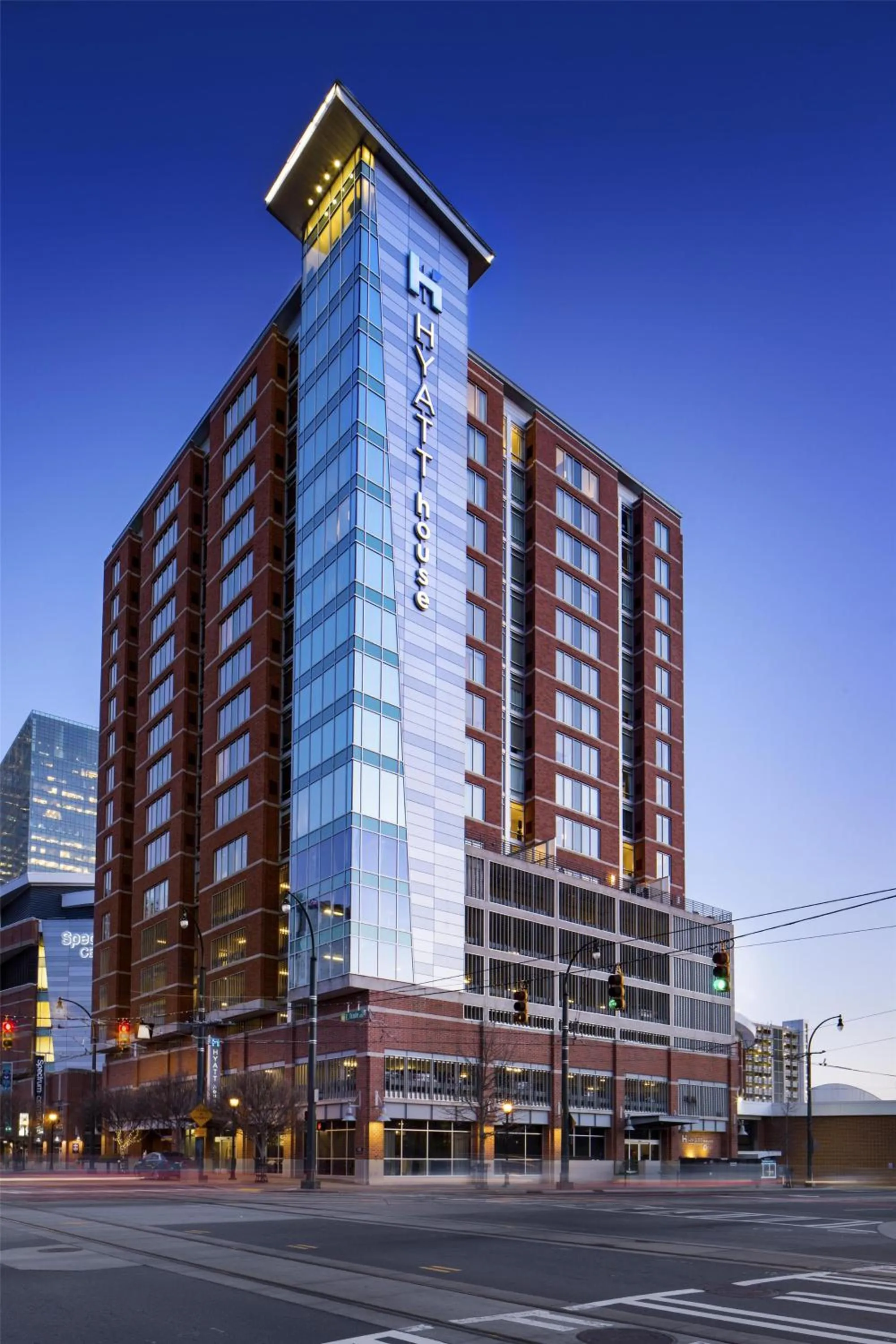 Property building in Hyatt House Charlotte Center City