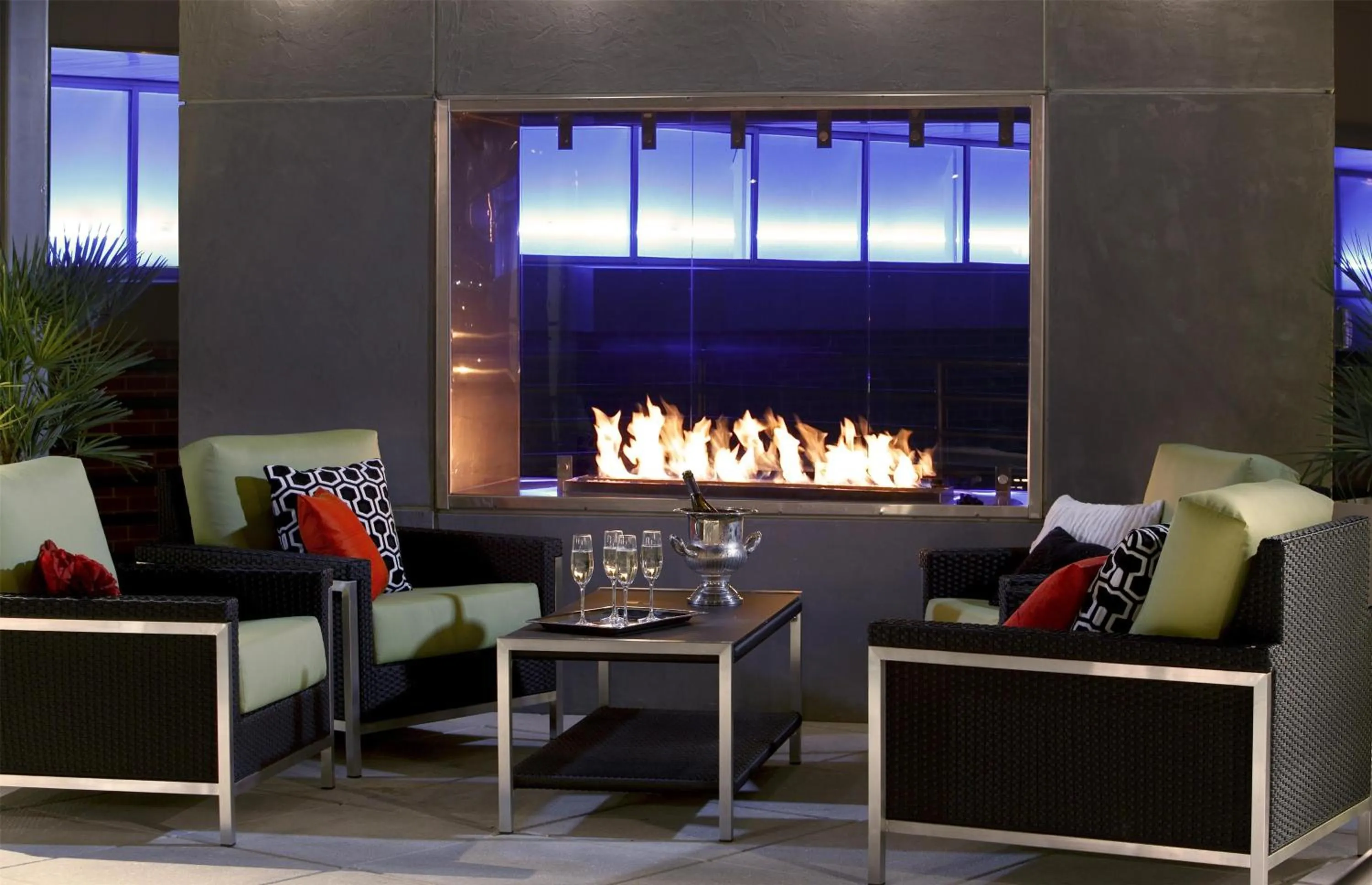 Lounge or bar in Hyatt House Charlotte Center City