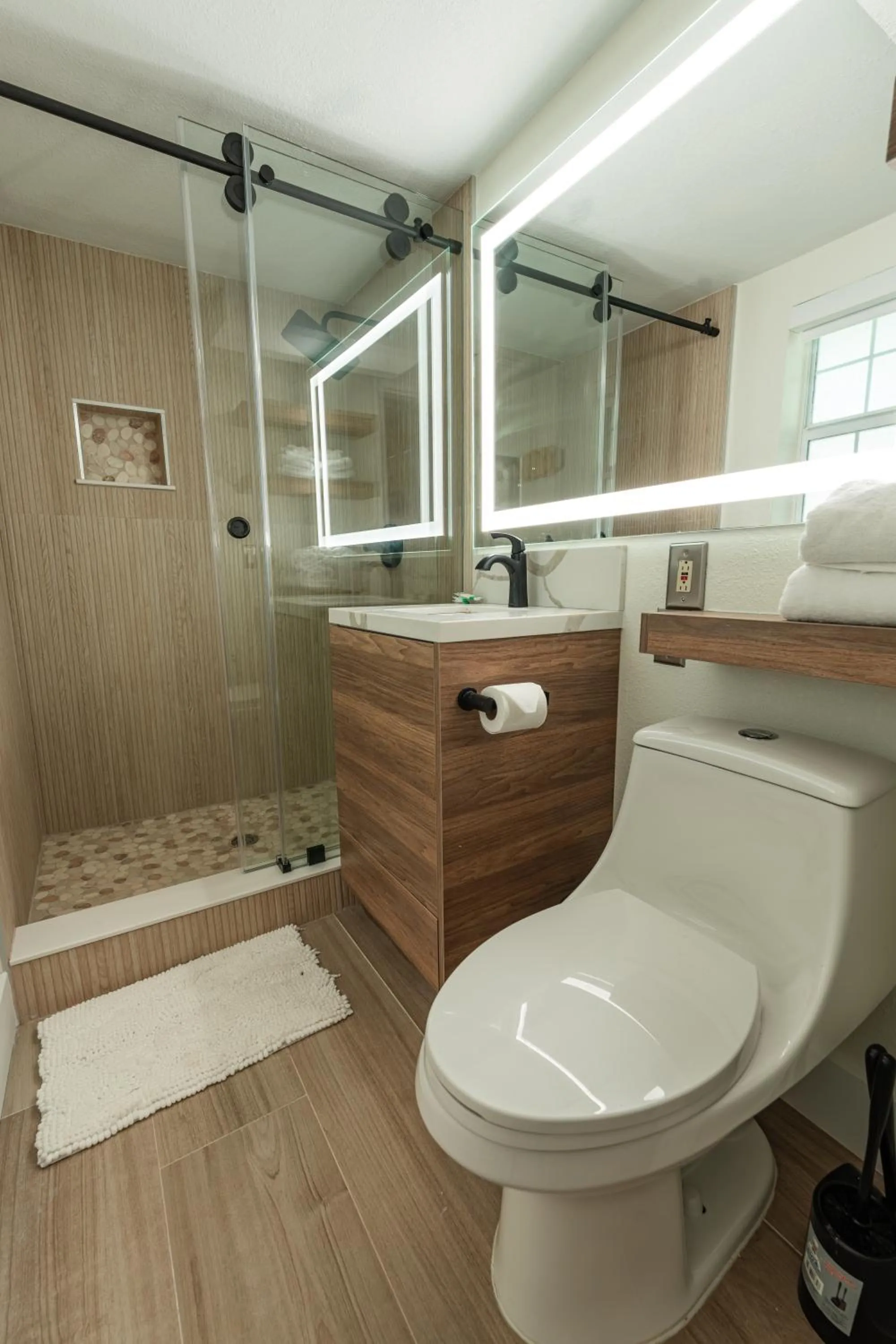 Bathroom in Seahorse Beach Bungalows