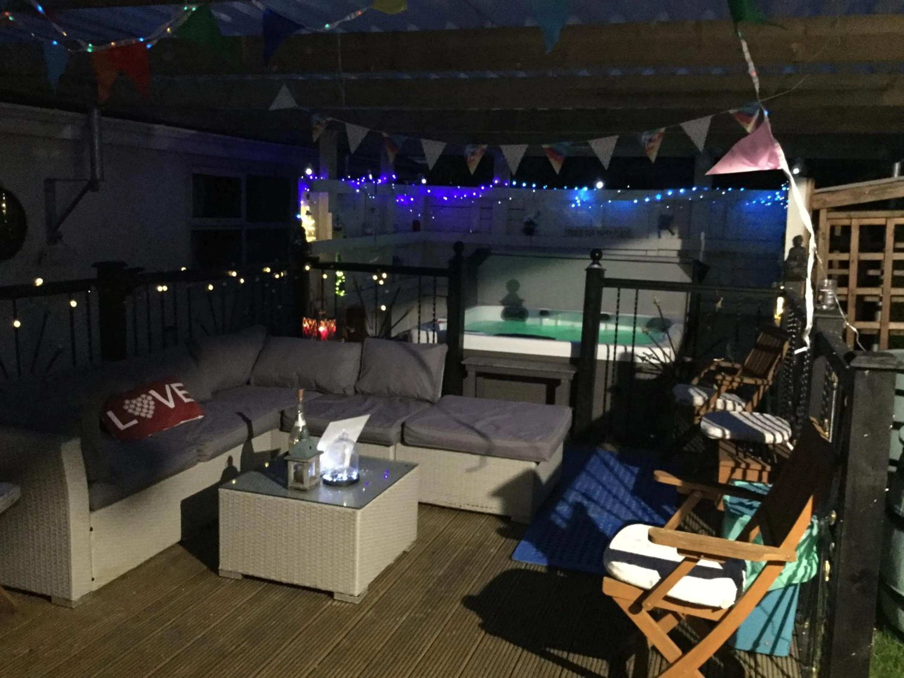 Hot Tub in Braeside B&B