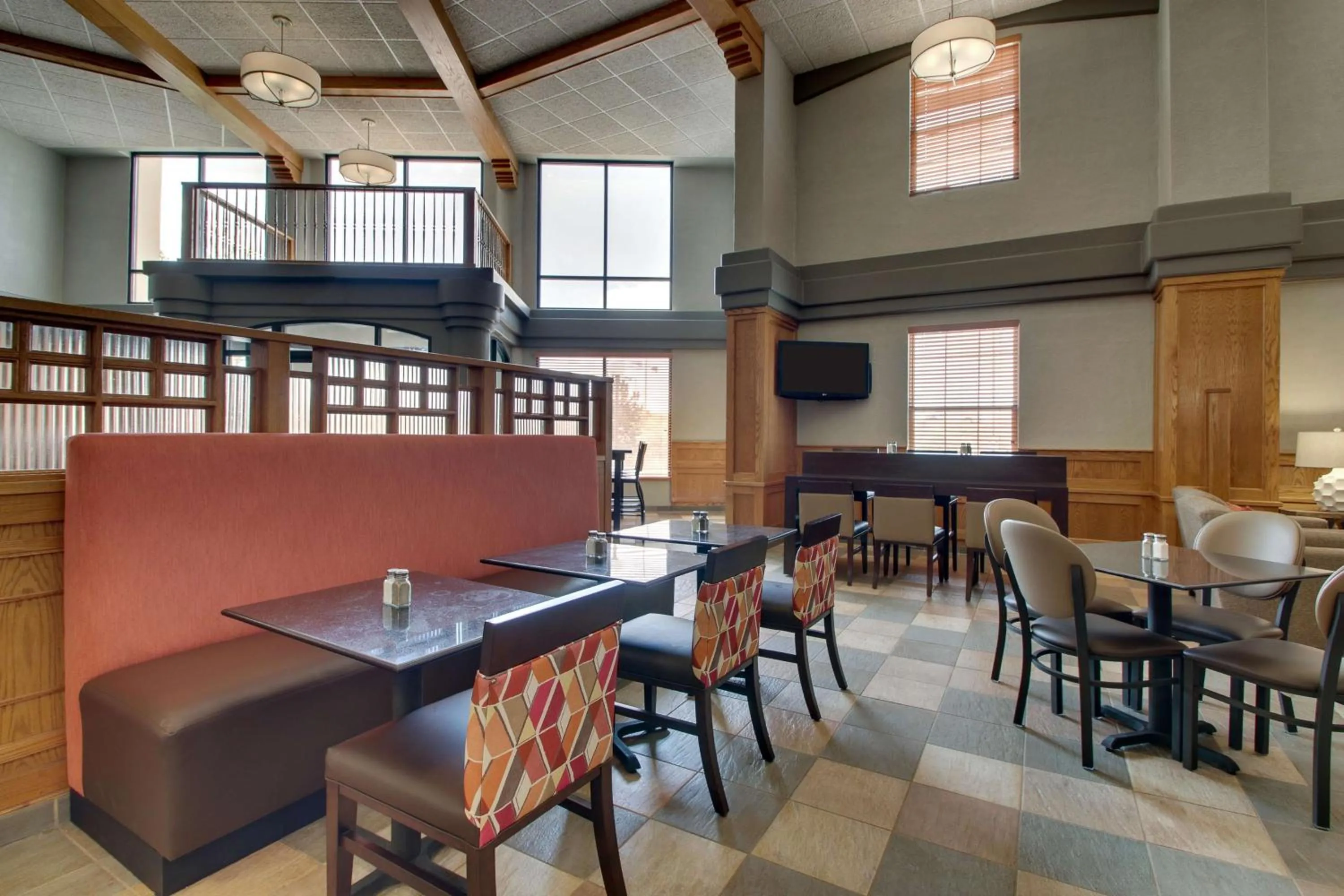 Restaurant/places to eat in Drury Inn & Suites Albuquerque North