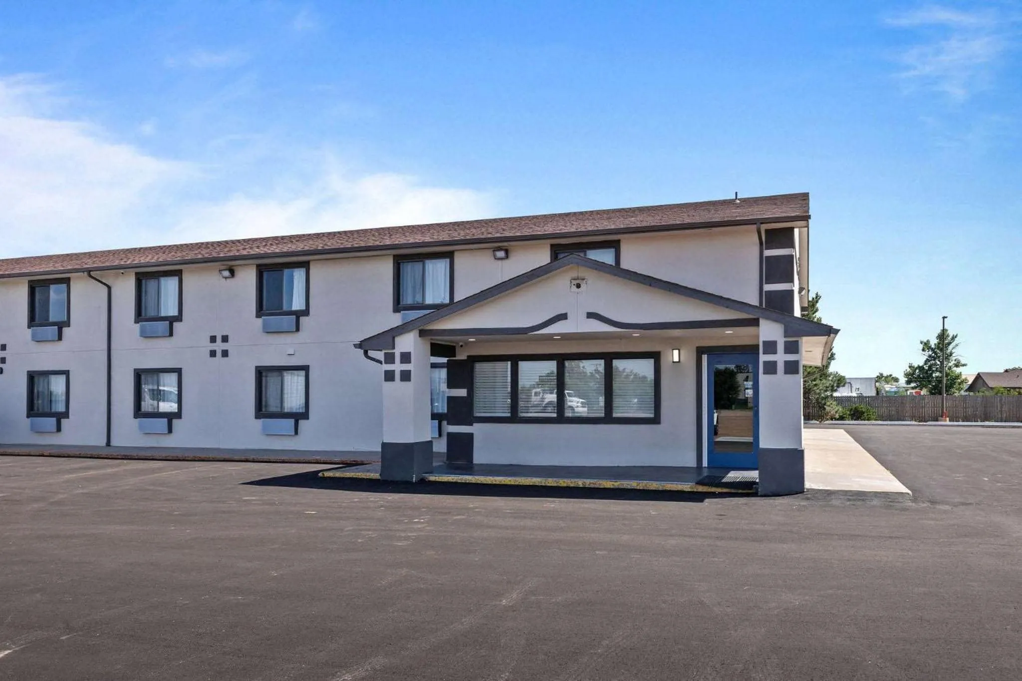 Property building in Motel 6 Brighton CO Denver Northeast