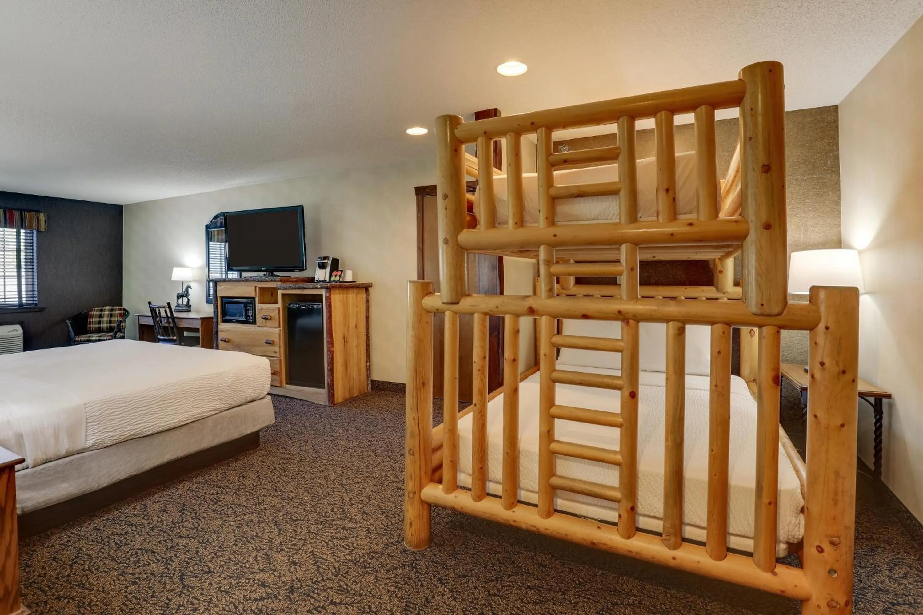 Bed in Stoney Creek Hotel Des Moines - Johnston