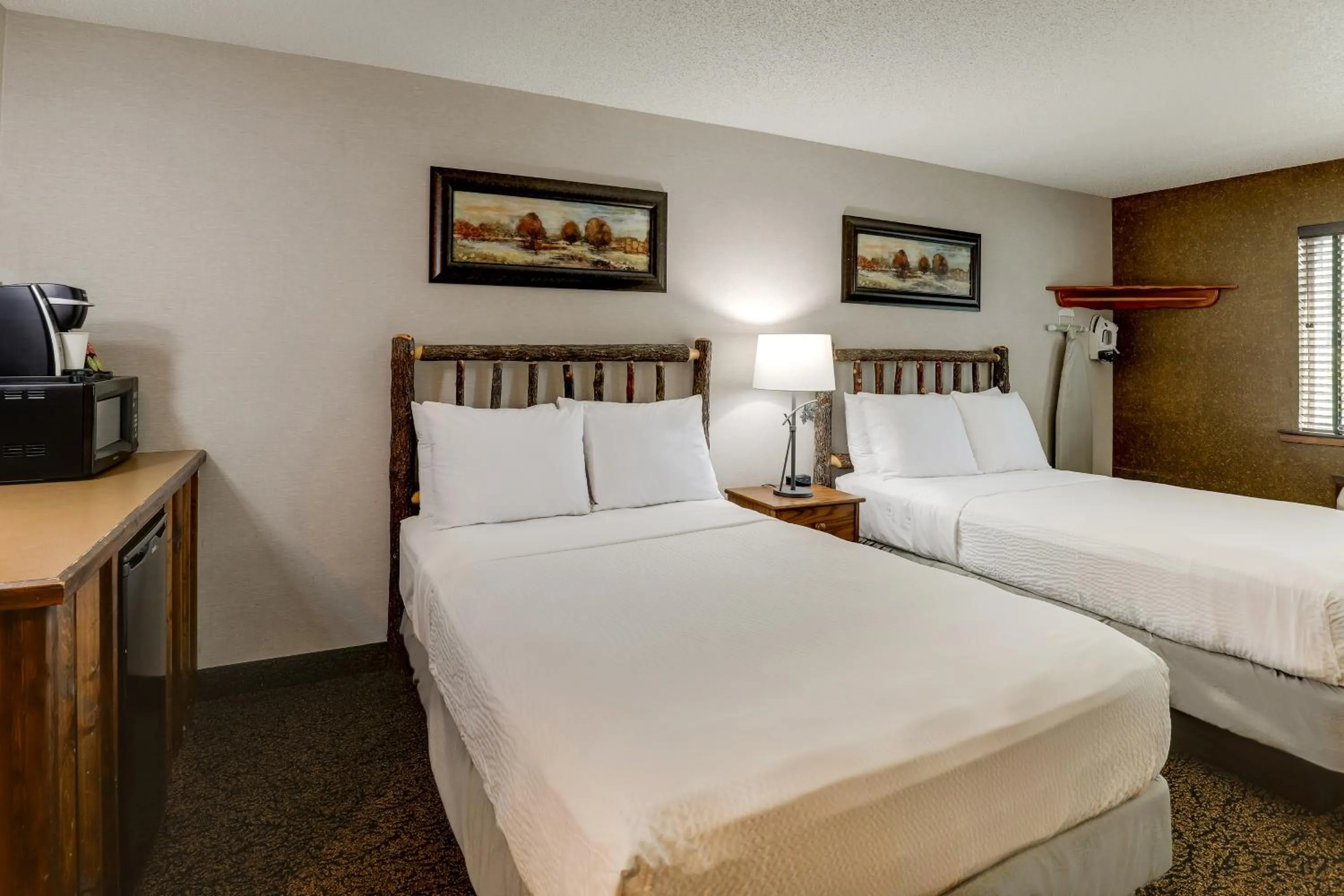 Bed in Stoney Creek Hotel Des Moines - Johnston