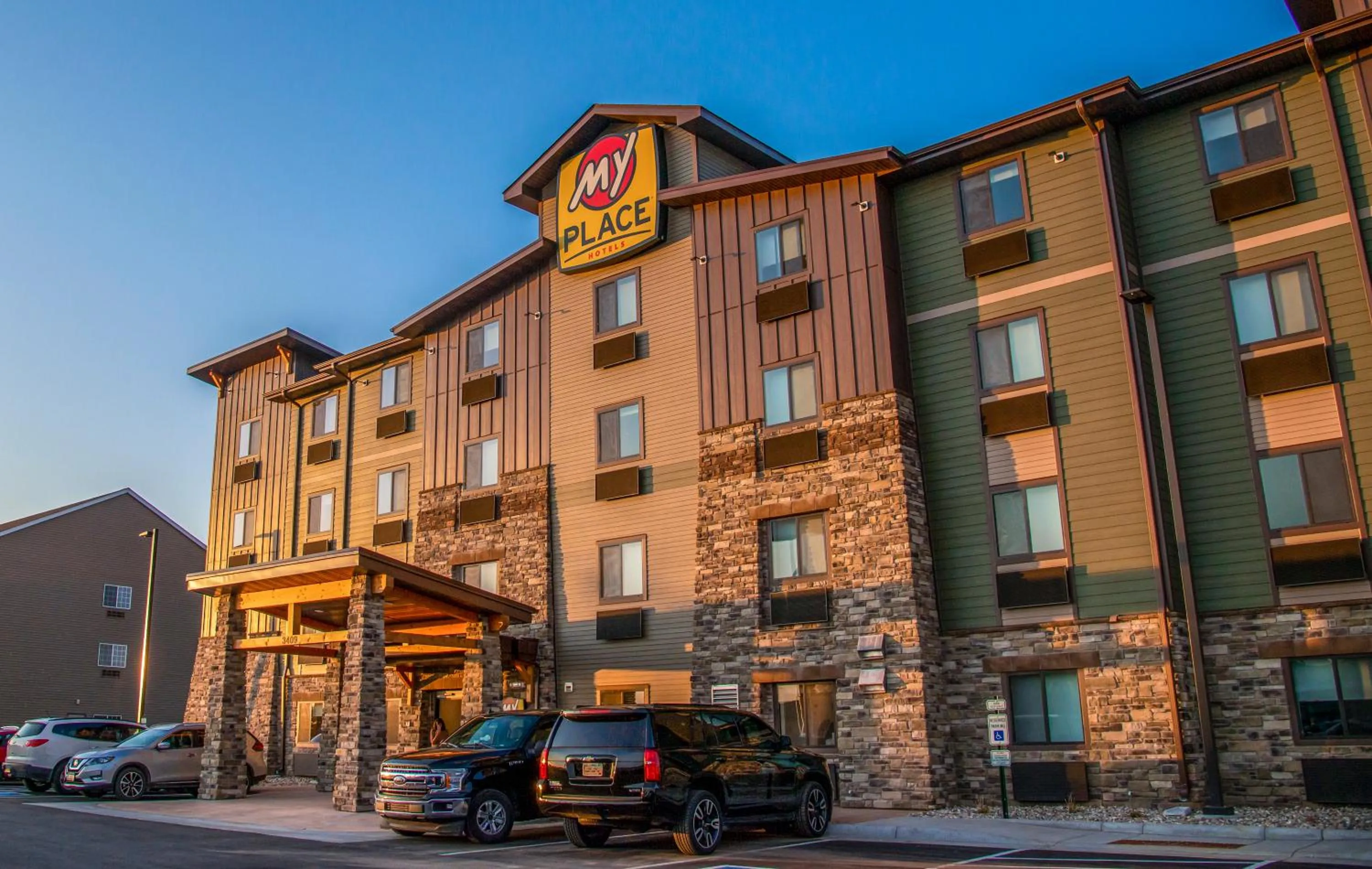 Property building in My Place Hotel-Watertown, SD