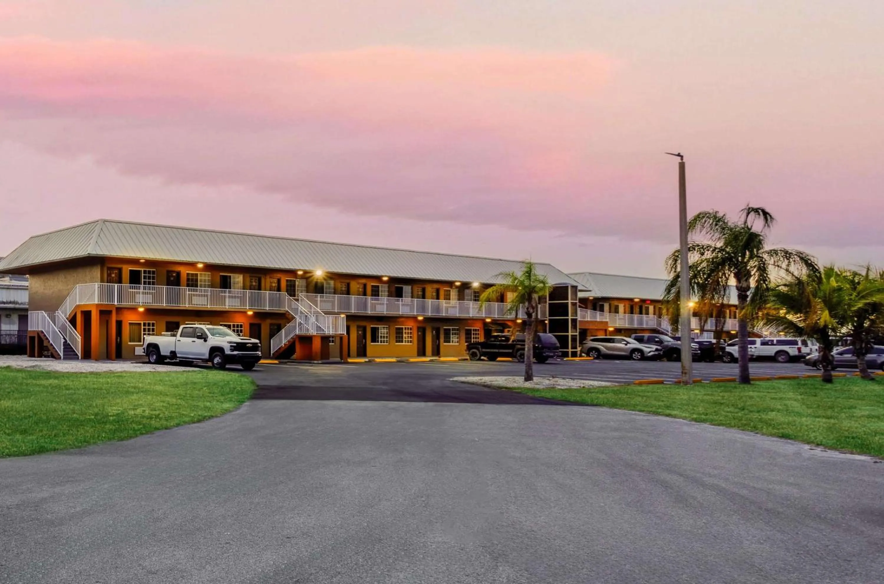 Property building in Travelodge Suites by Wyndham Lake Okeechobee