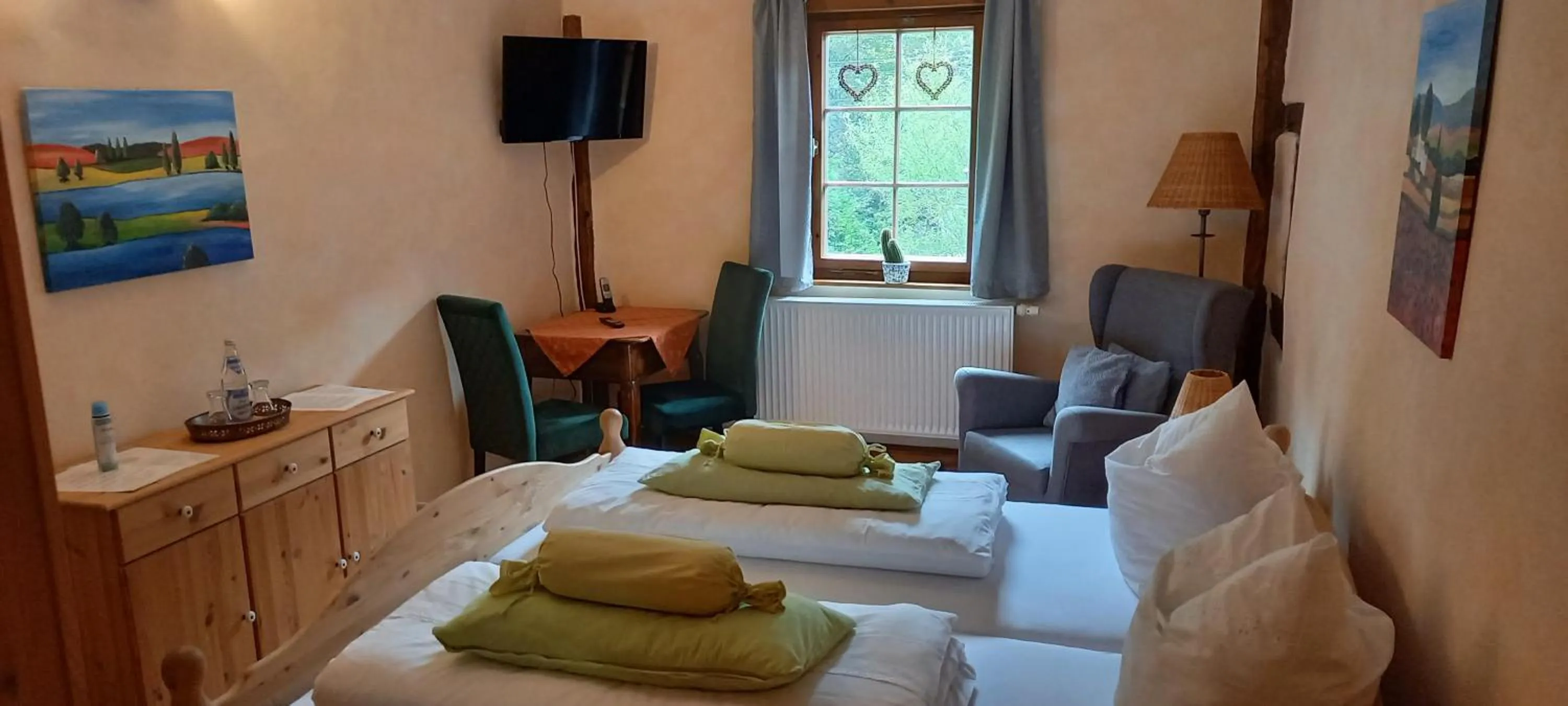 Photo of the whole room in Lauterer Wirtshaus