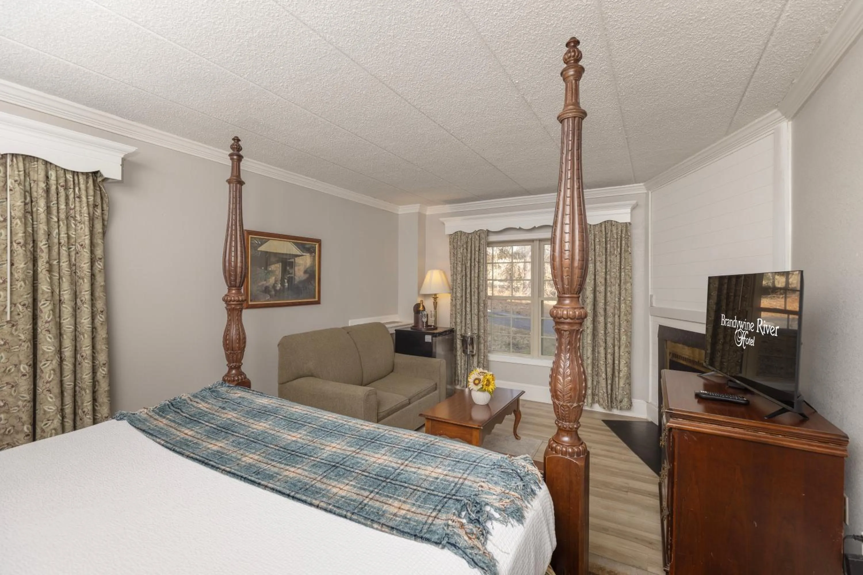 Bed in Brandywine River Hotel