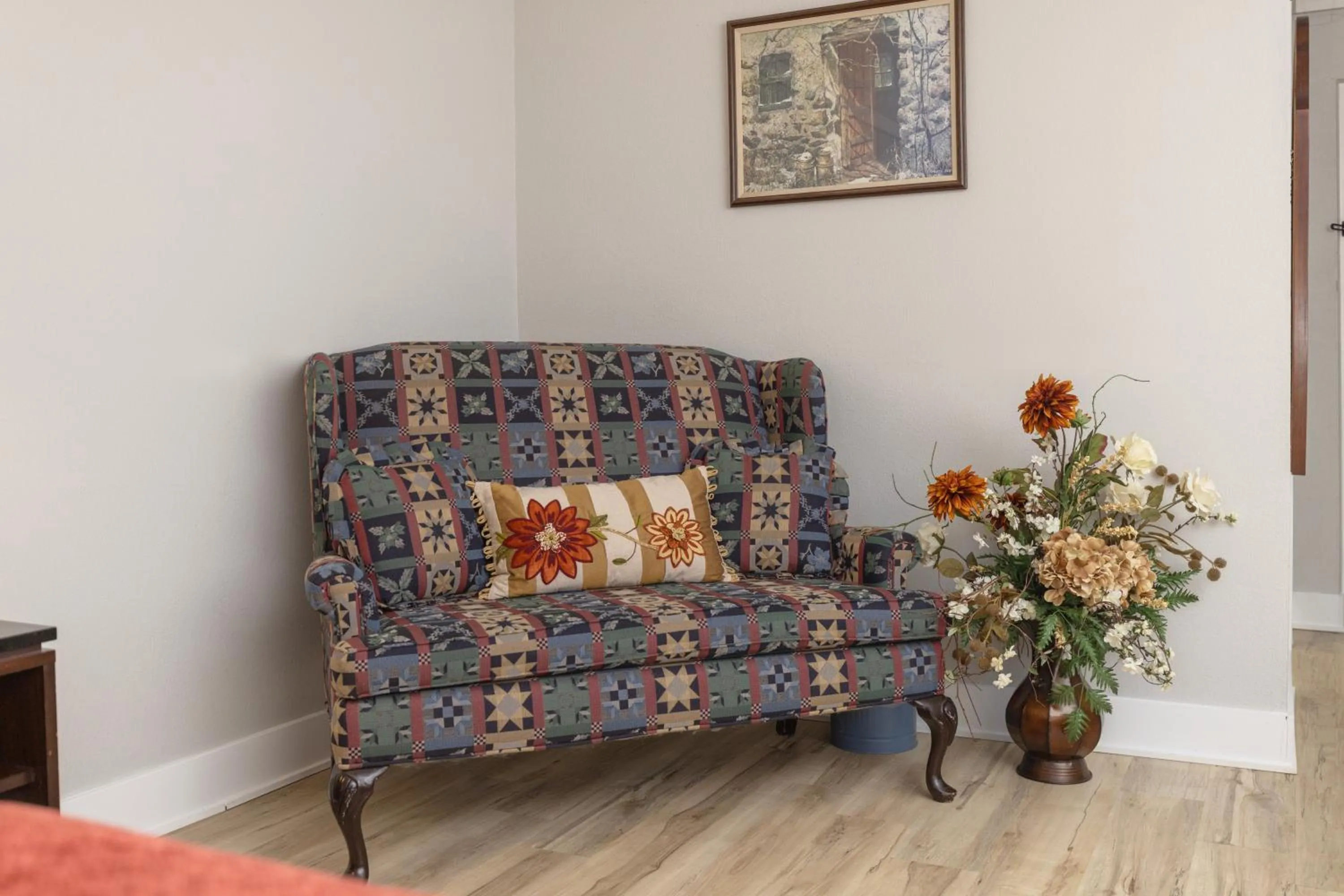 Living room in Brandywine River Hotel