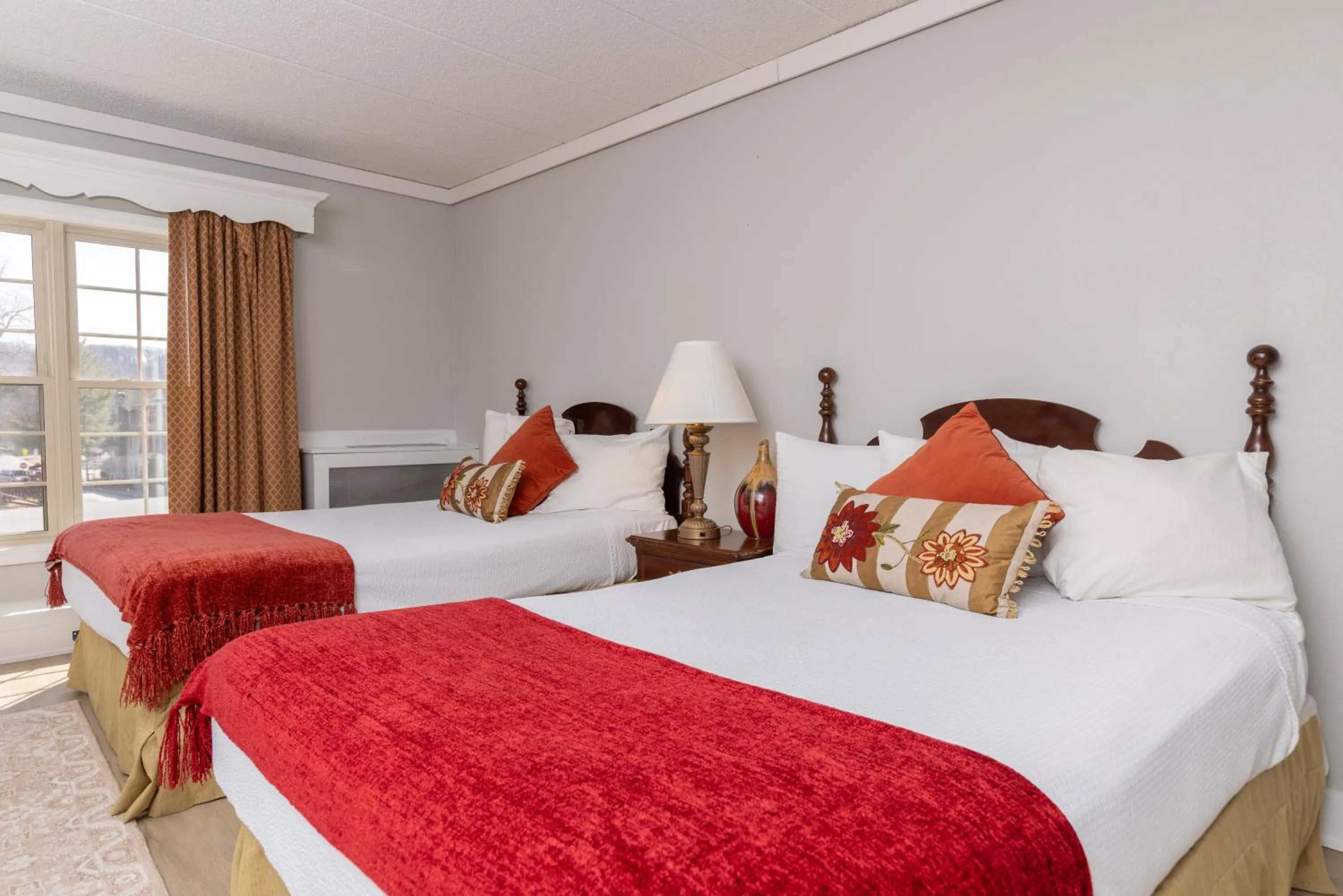 Bed in Brandywine River Hotel