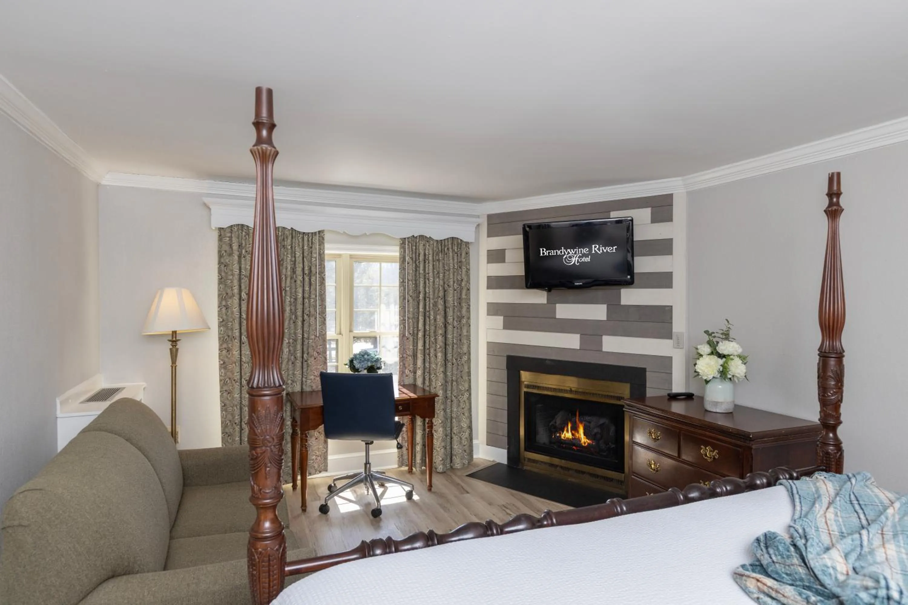 TV and multimedia, Bed in Brandywine River Hotel