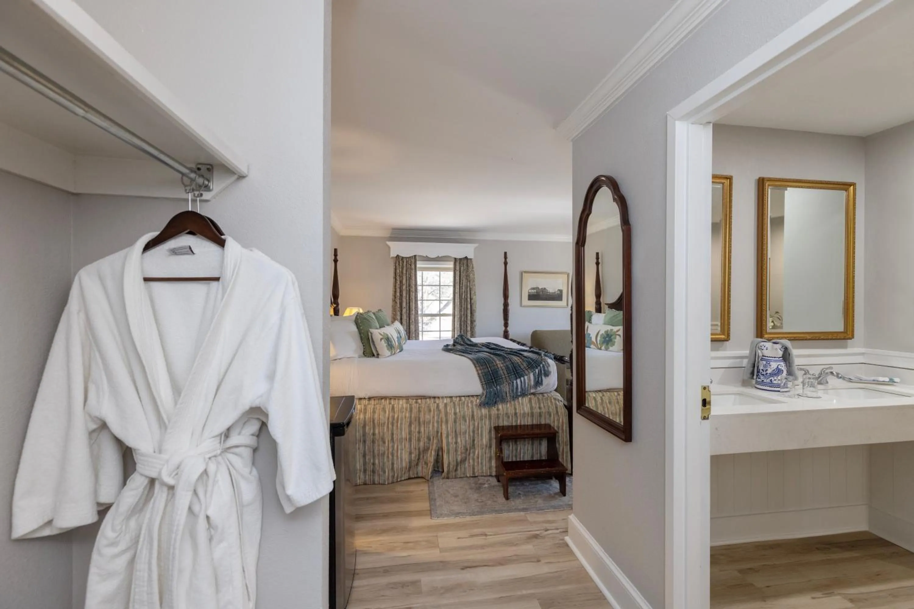 Bed in Brandywine River Hotel