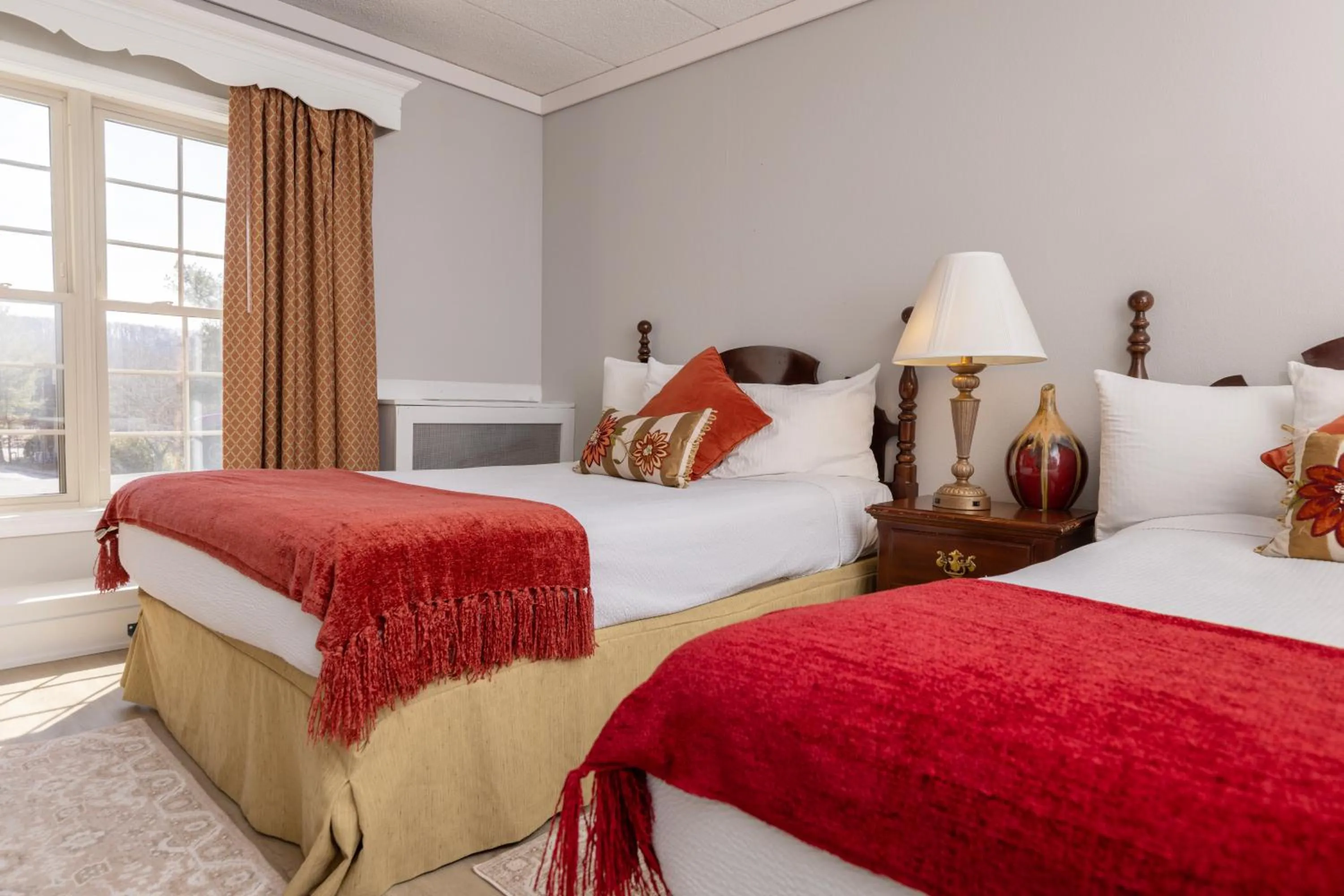 Bed in Brandywine River Hotel