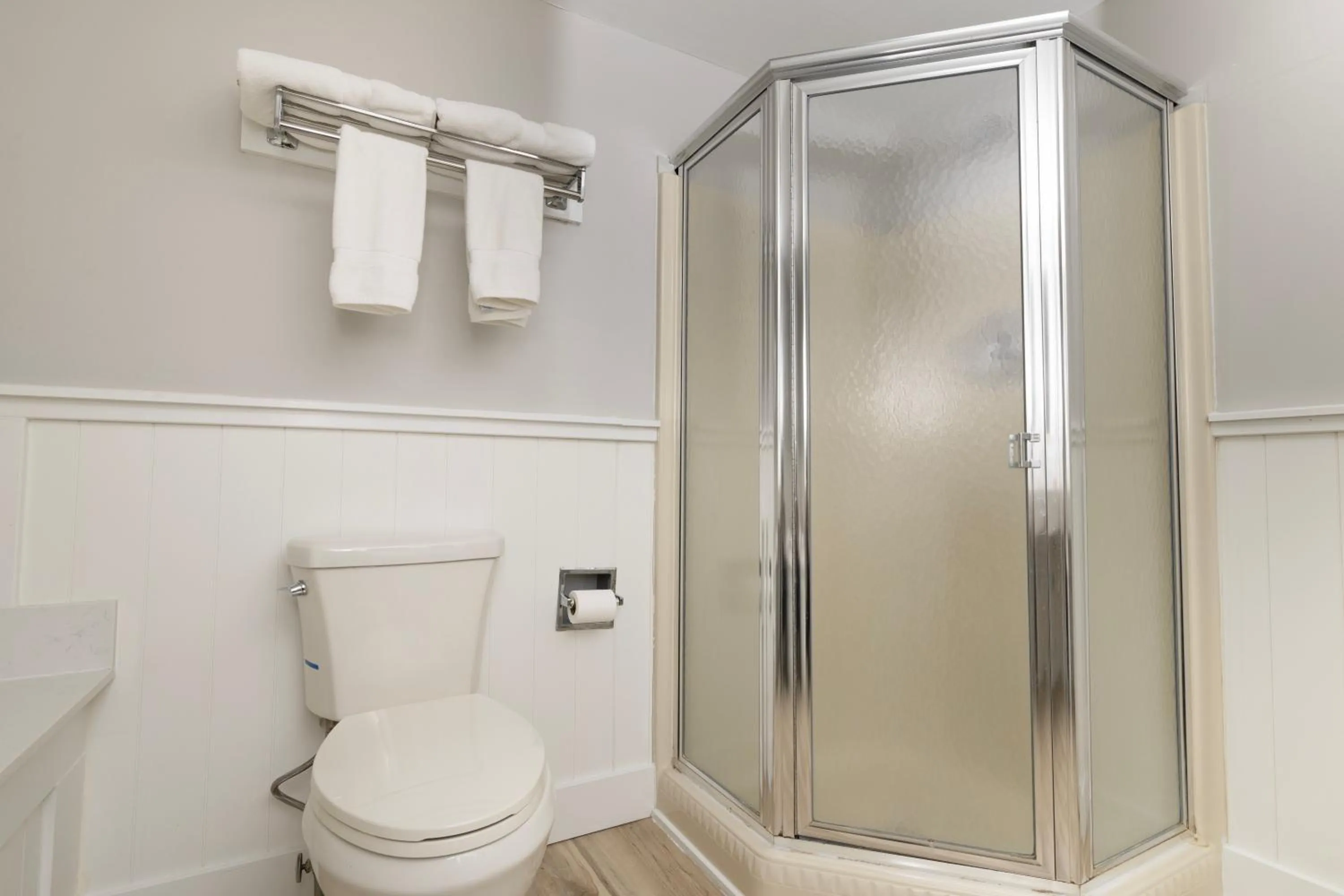 Shower in Brandywine River Hotel