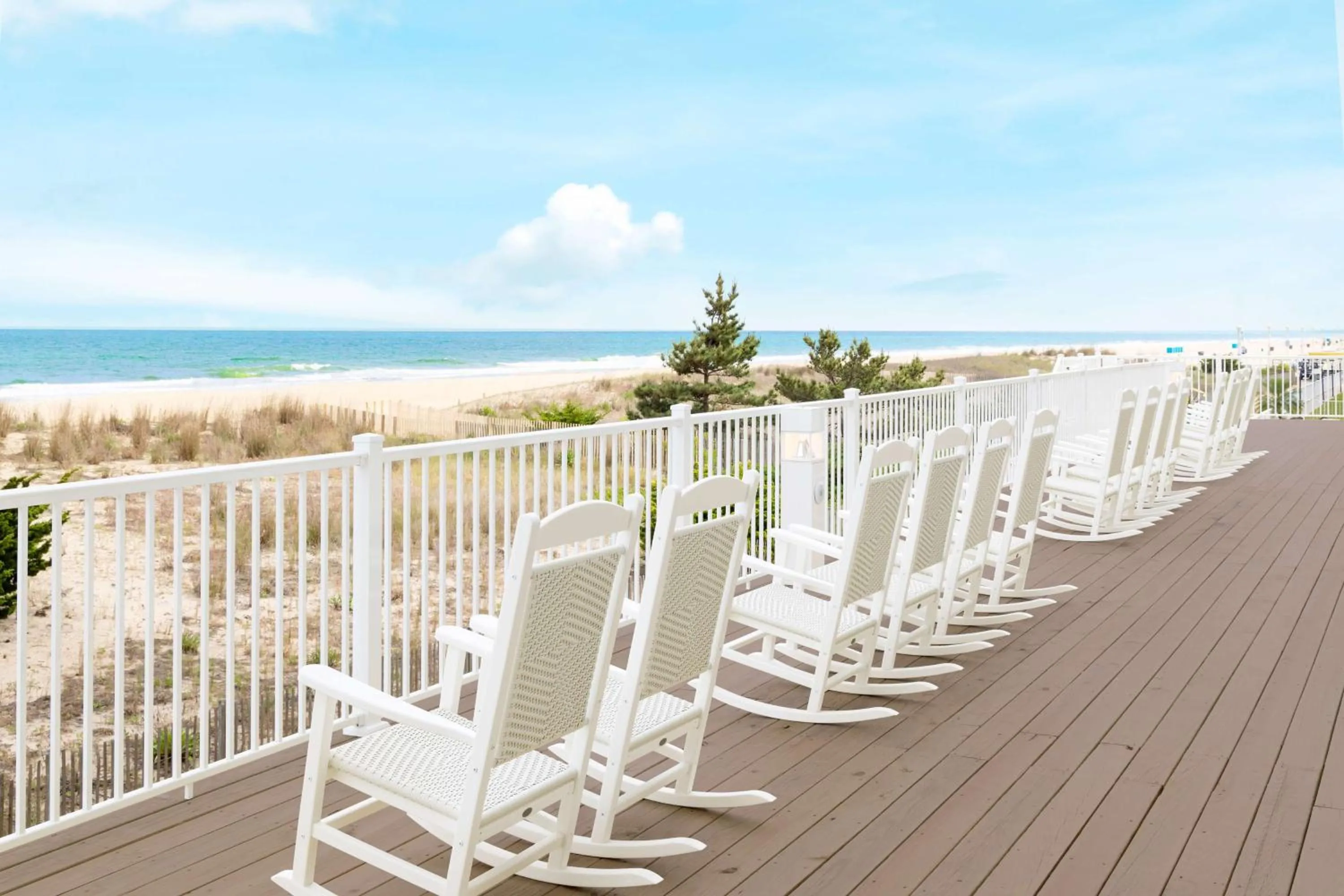 Patio in Hilton Garden Inn Ocean City Oceanfront
