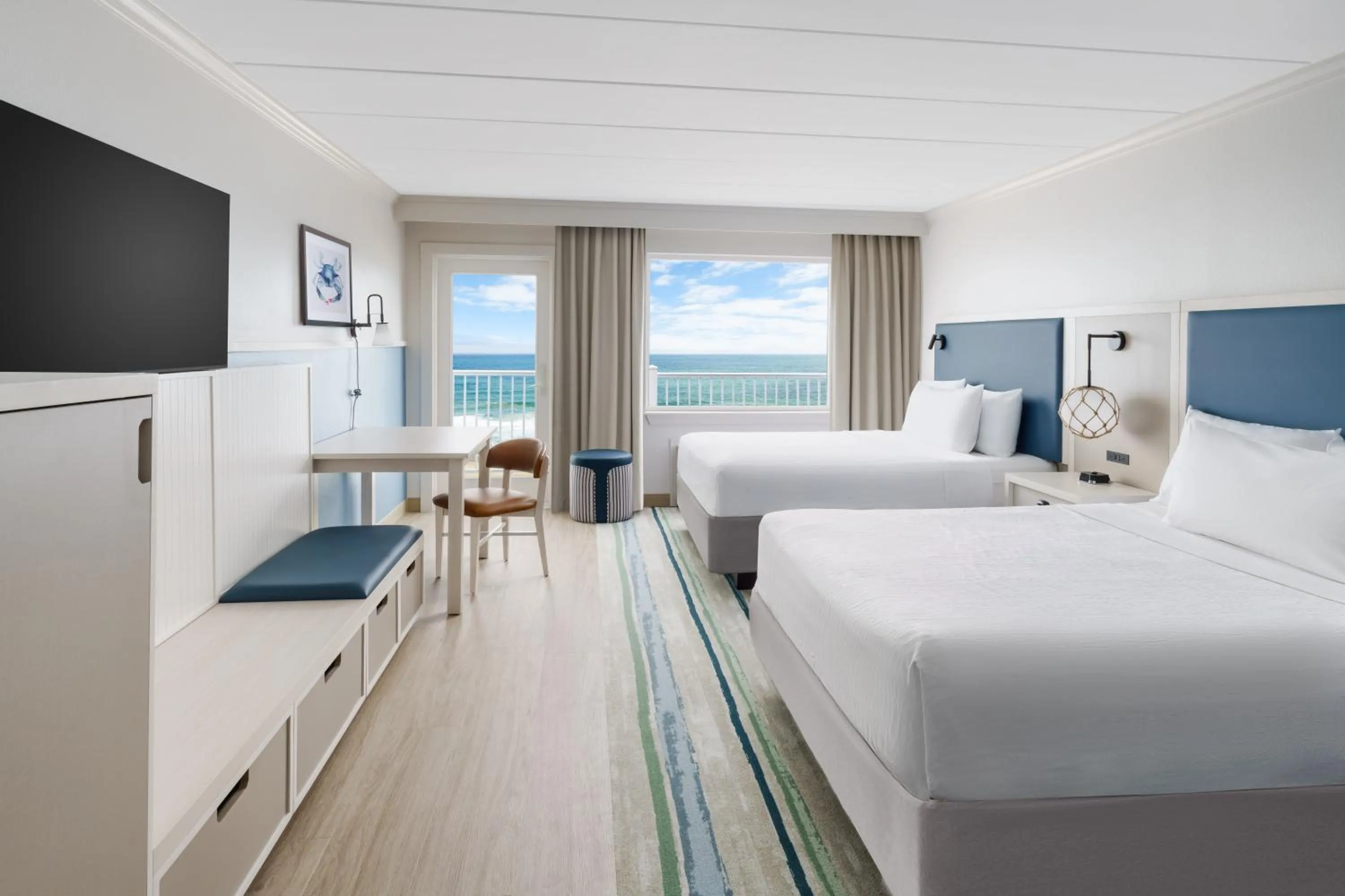 Bedroom, Bed in Hilton Garden Inn Ocean City Oceanfront