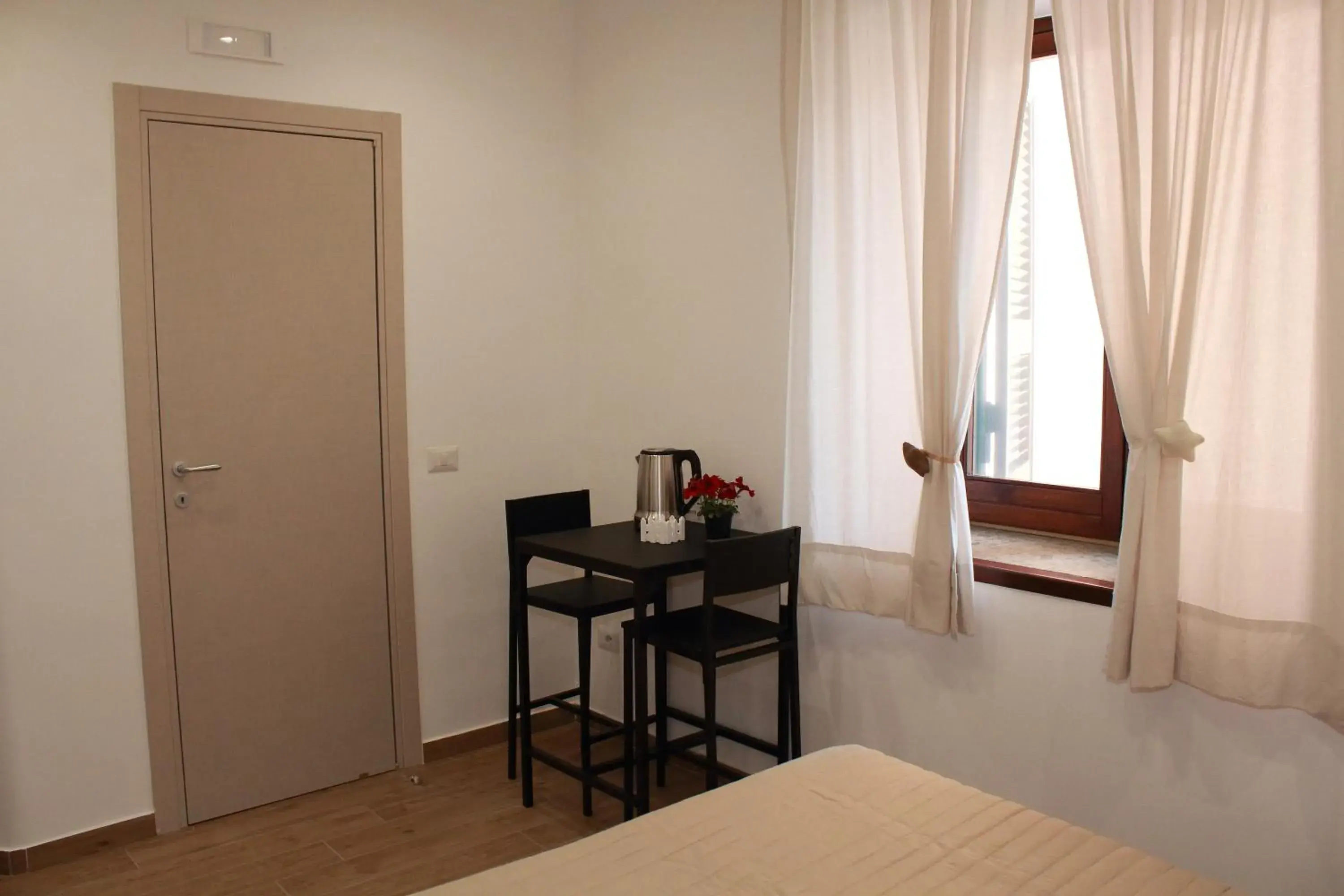 Double Room with Private Bathroom in B&B Allerìa Pozzuoli Double Room with Private Bathroom in B&B Allerìa Pozzuoli