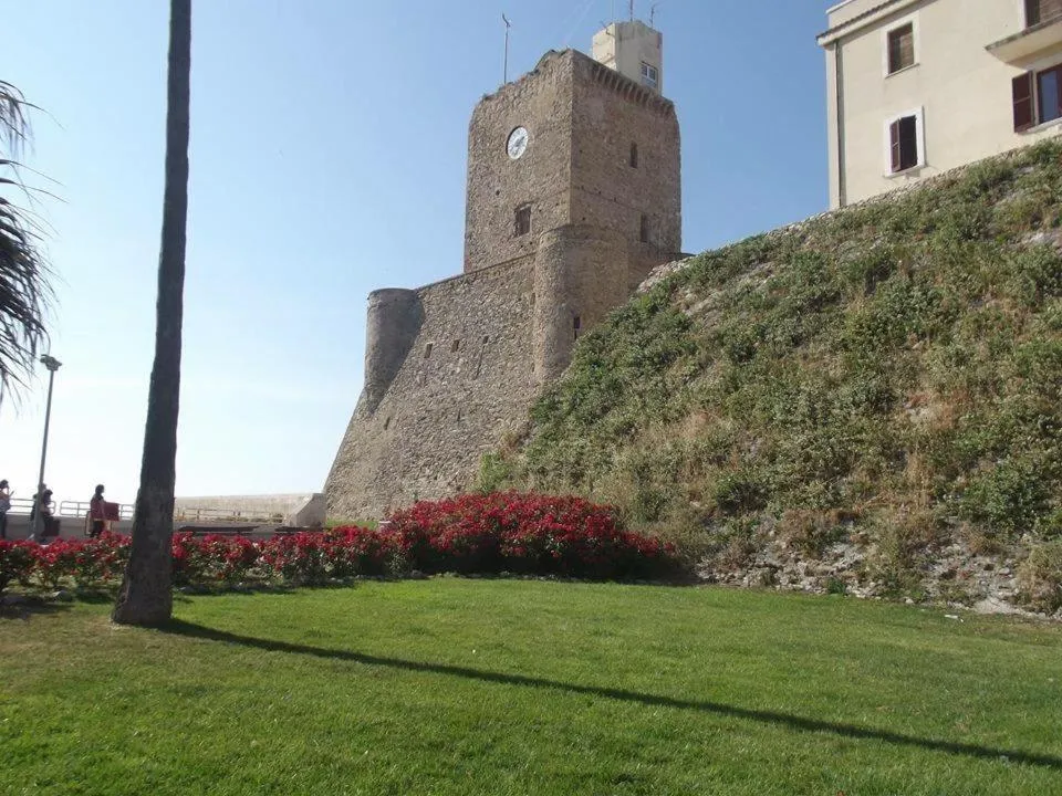 Nearby landmark in Le stanze di Botticelli