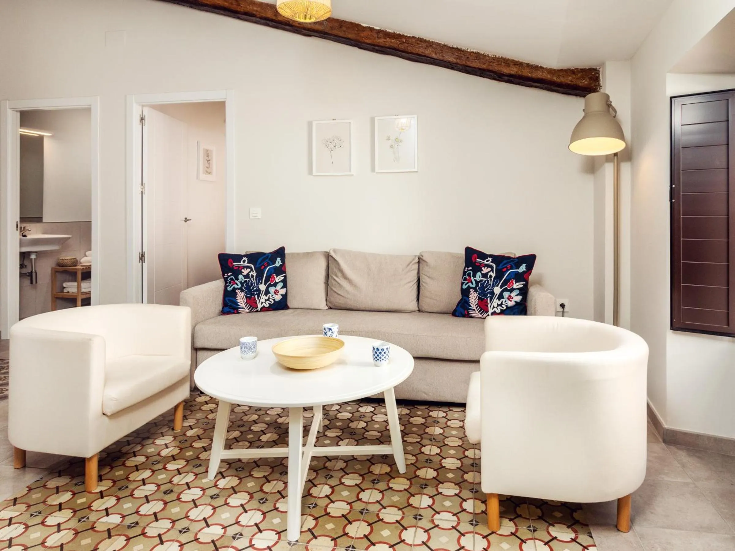 Coffee/tea facilities in Apartamentos Plaza Mayor 35