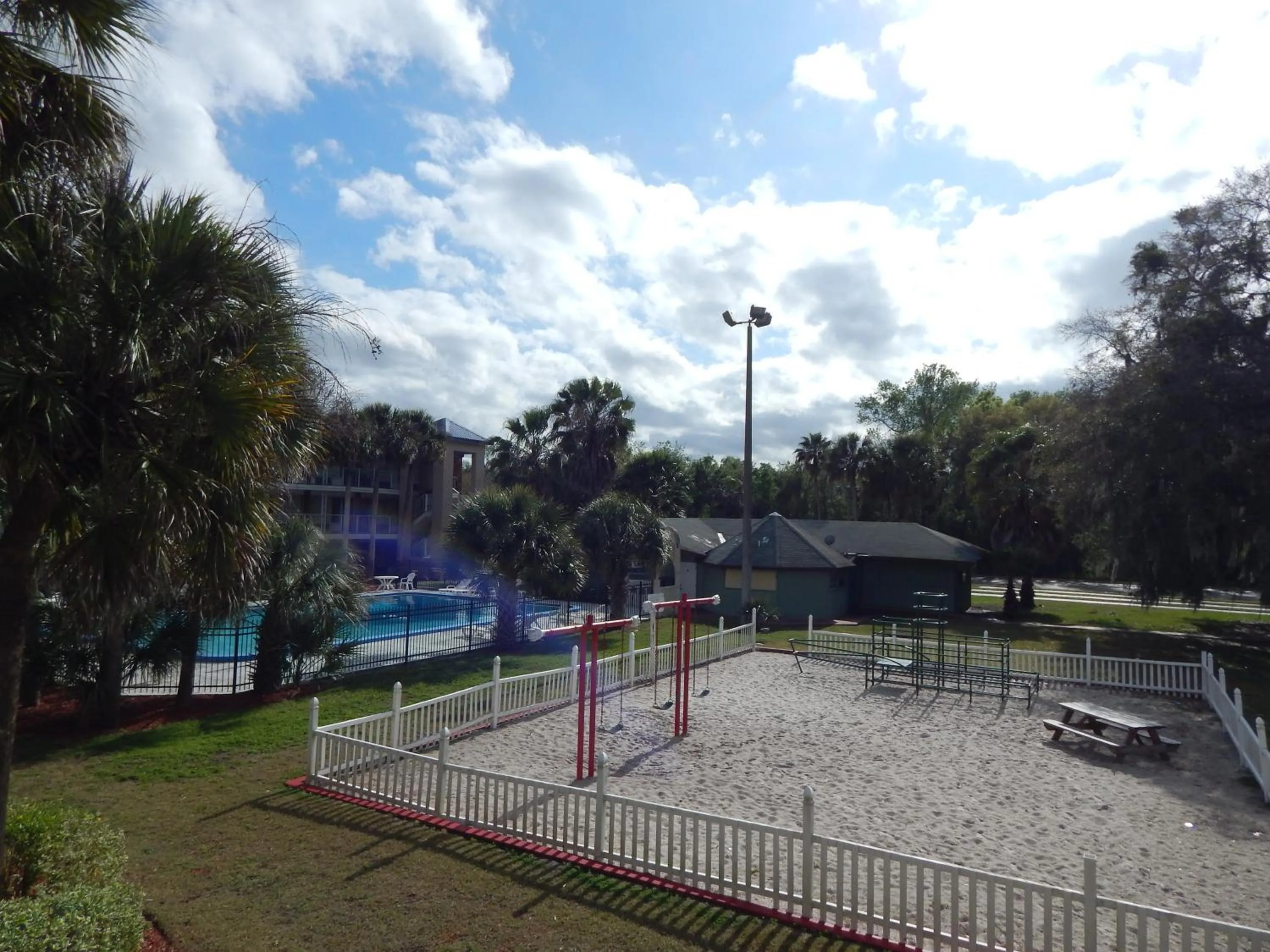 Area and facilities in Knights Inn - Plant City