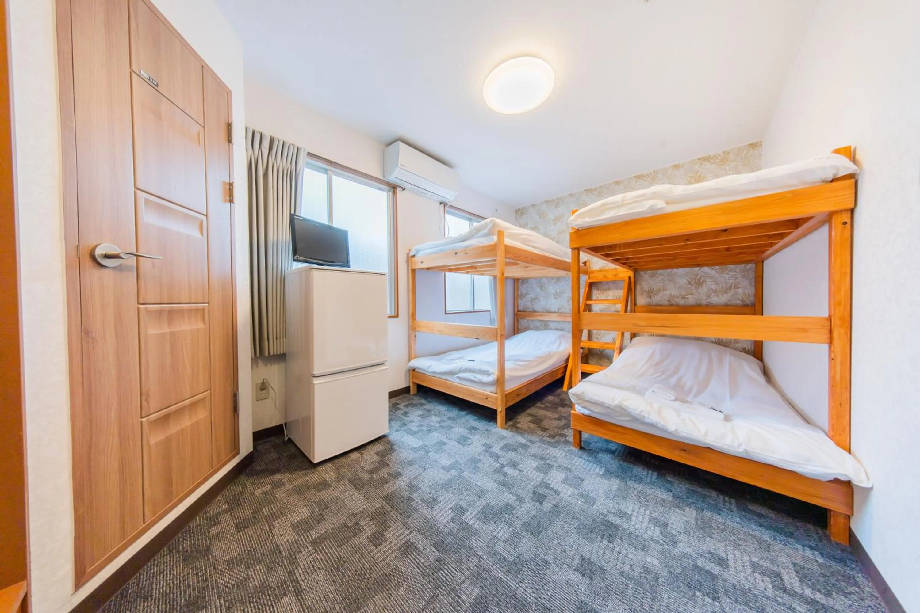 bunk bed, Bed in Tokyo SA Ryokan