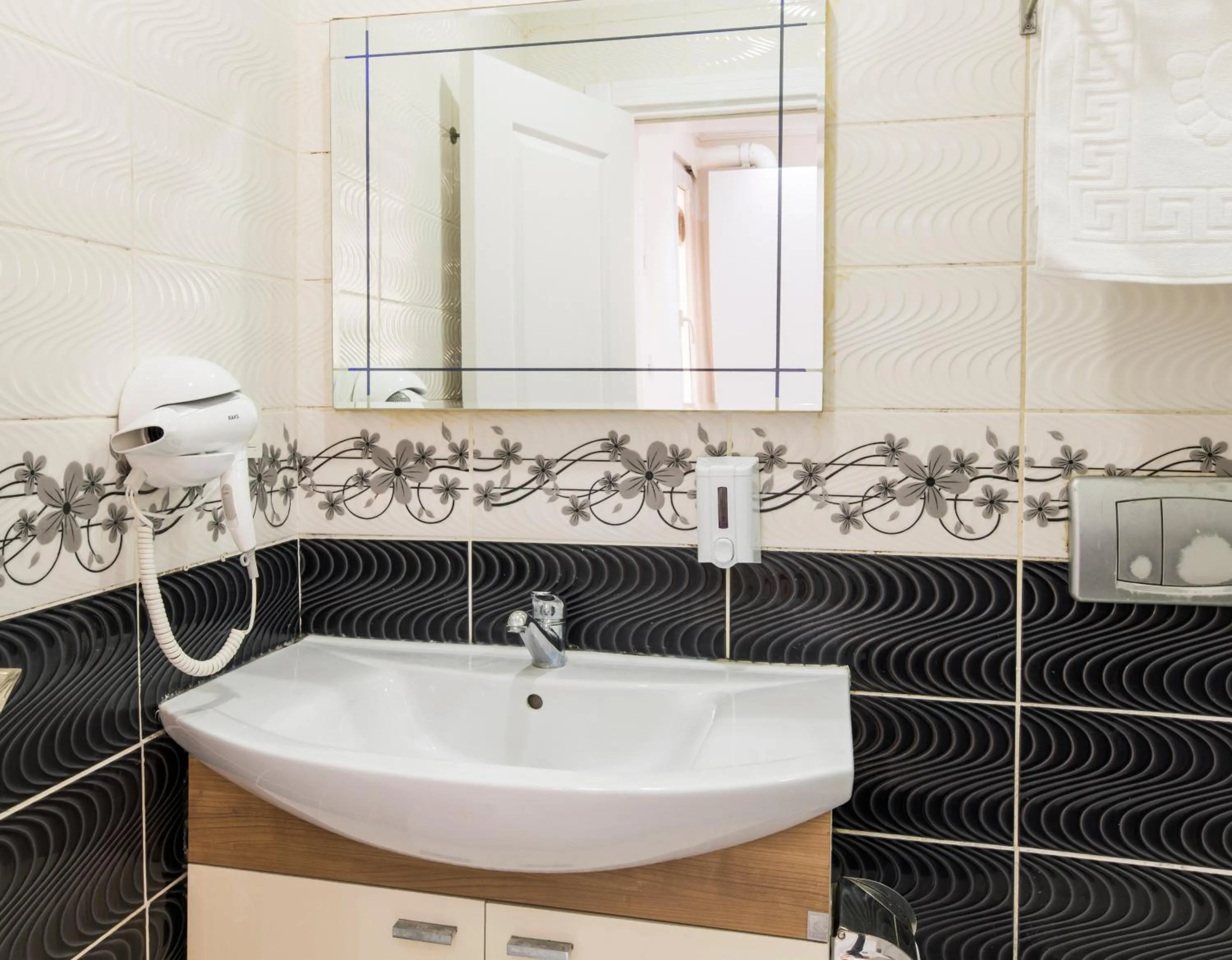 TAXİM ELEGANCE SUİTES