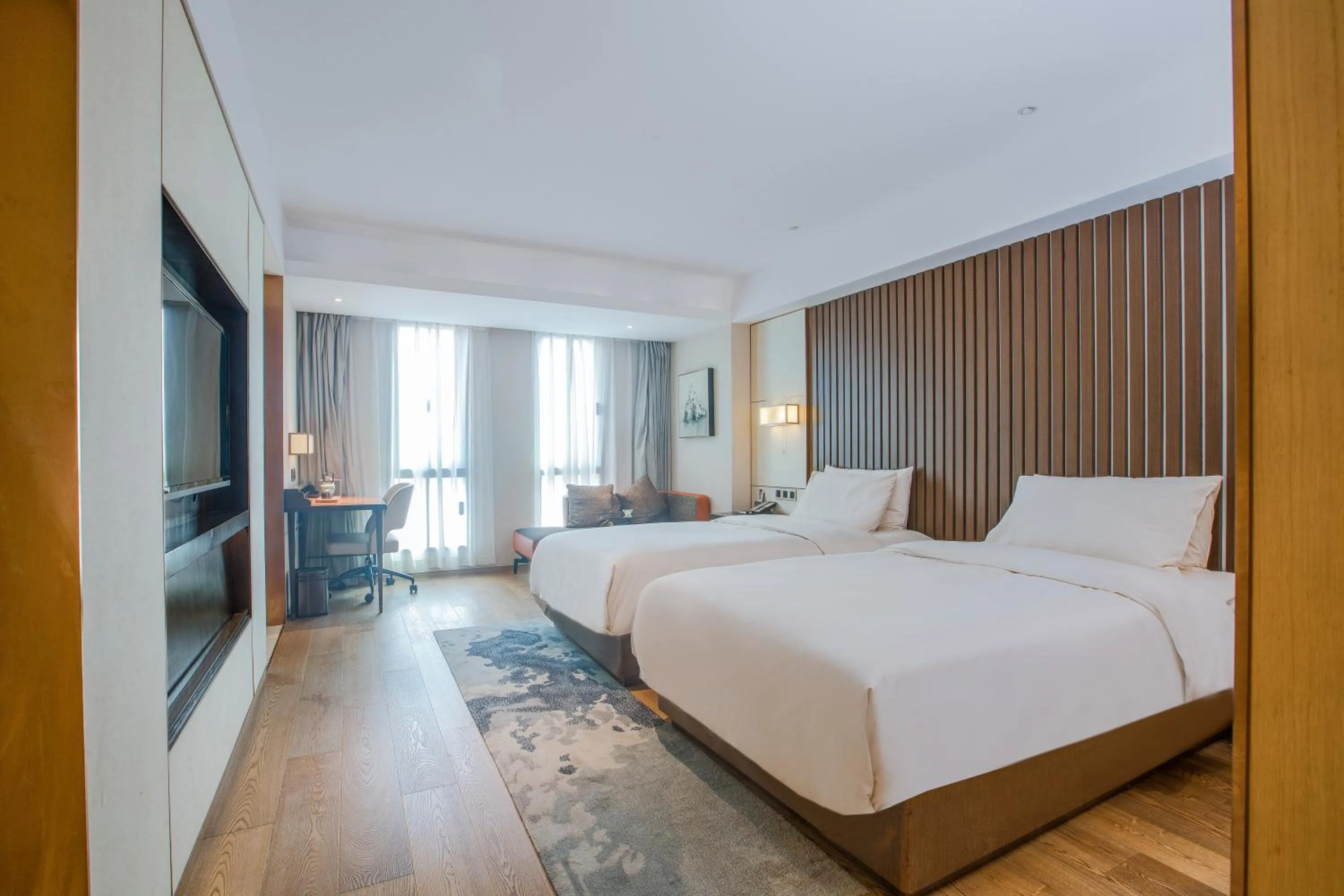 Photo of the whole room, Bed in Xi'an Bell Tower Atour S Wu Hotel