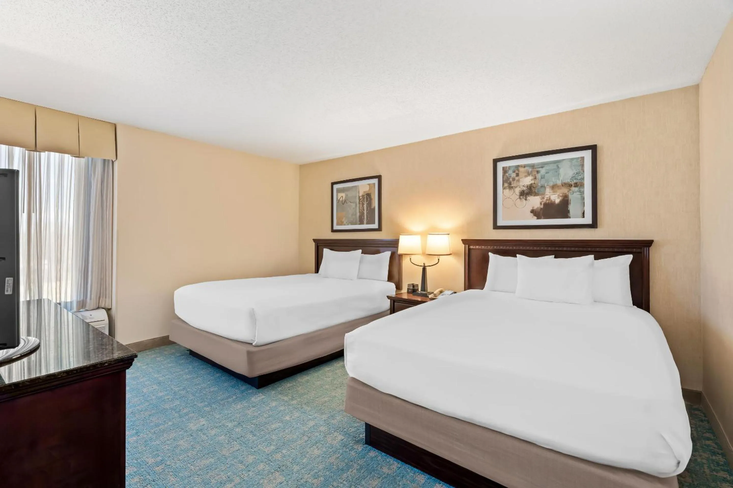 Bedroom, Bed in Prado Hotel by Choice Hotels