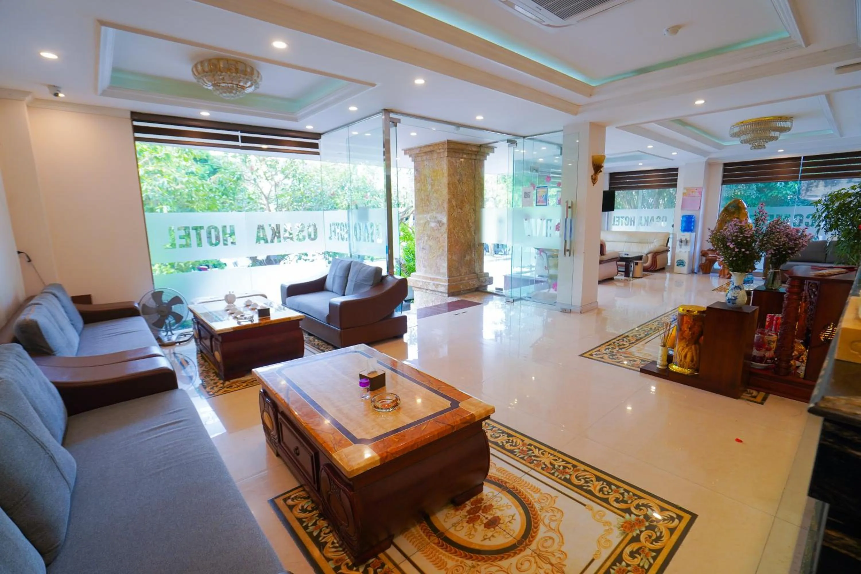 Lobby or reception in Osaka Ha Long Hotel
