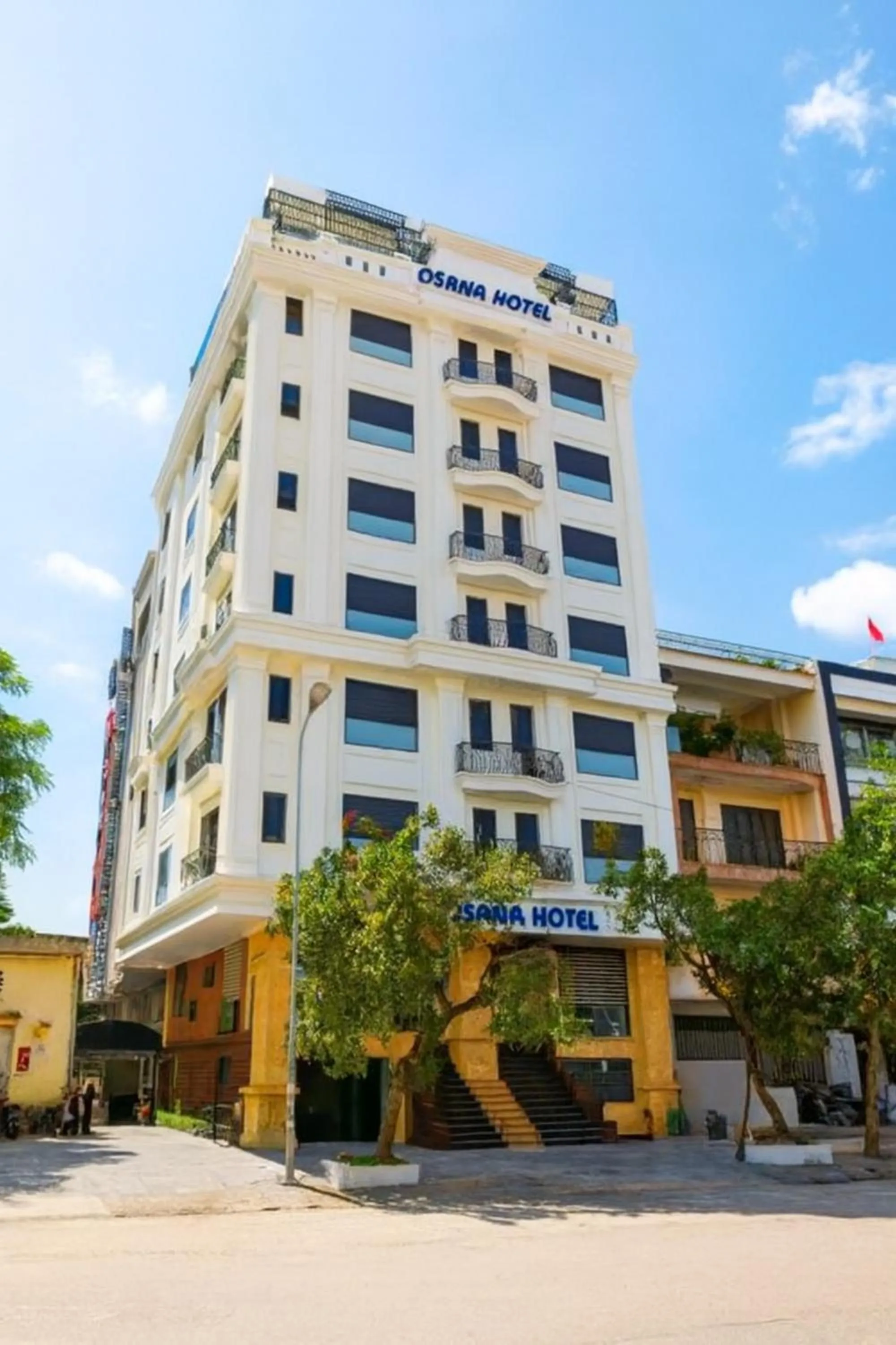 Property building in Osaka Ha Long Hotel