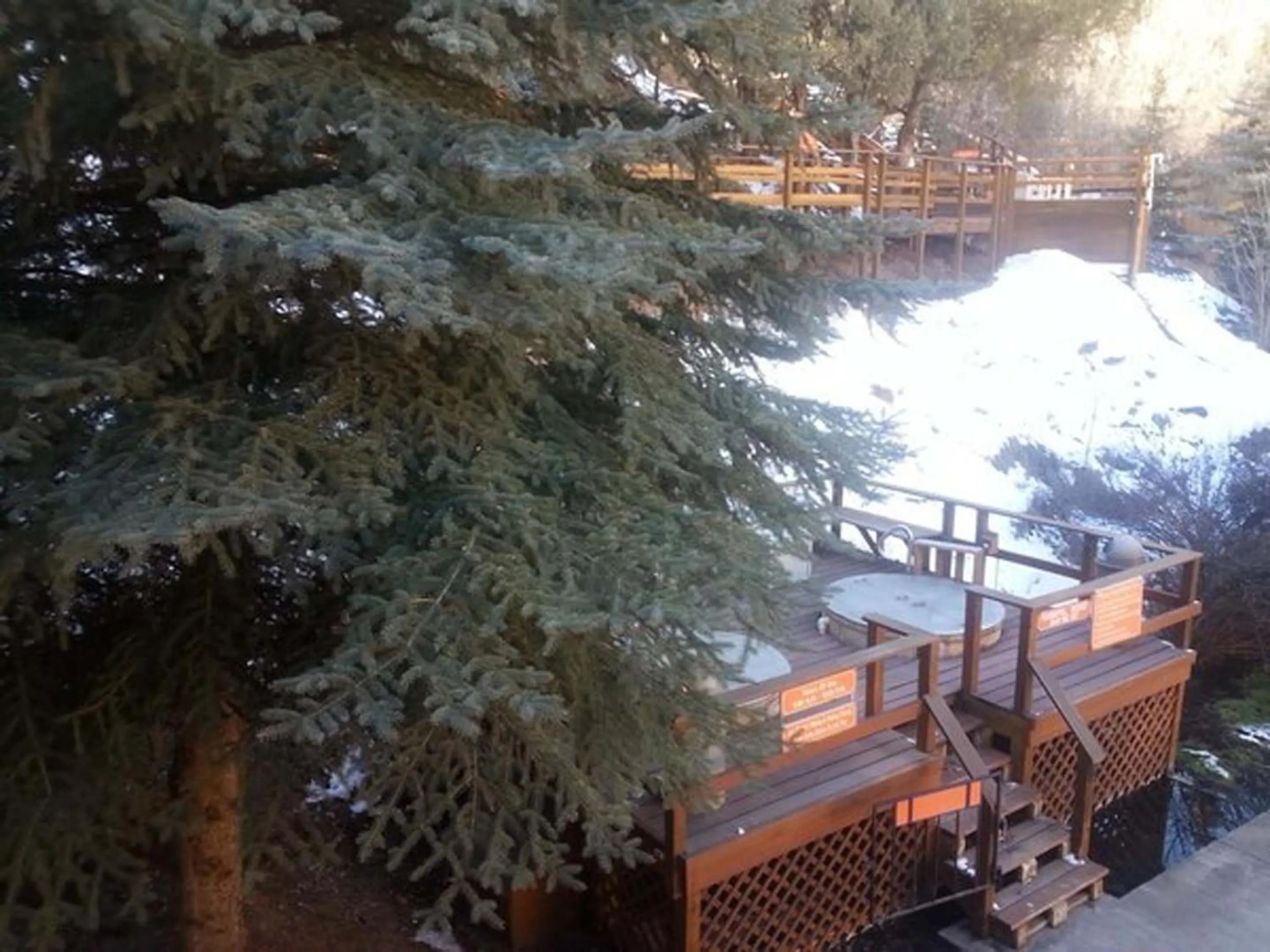 Hot Spring Bath in Box Canyon Lodge and Hot Springs