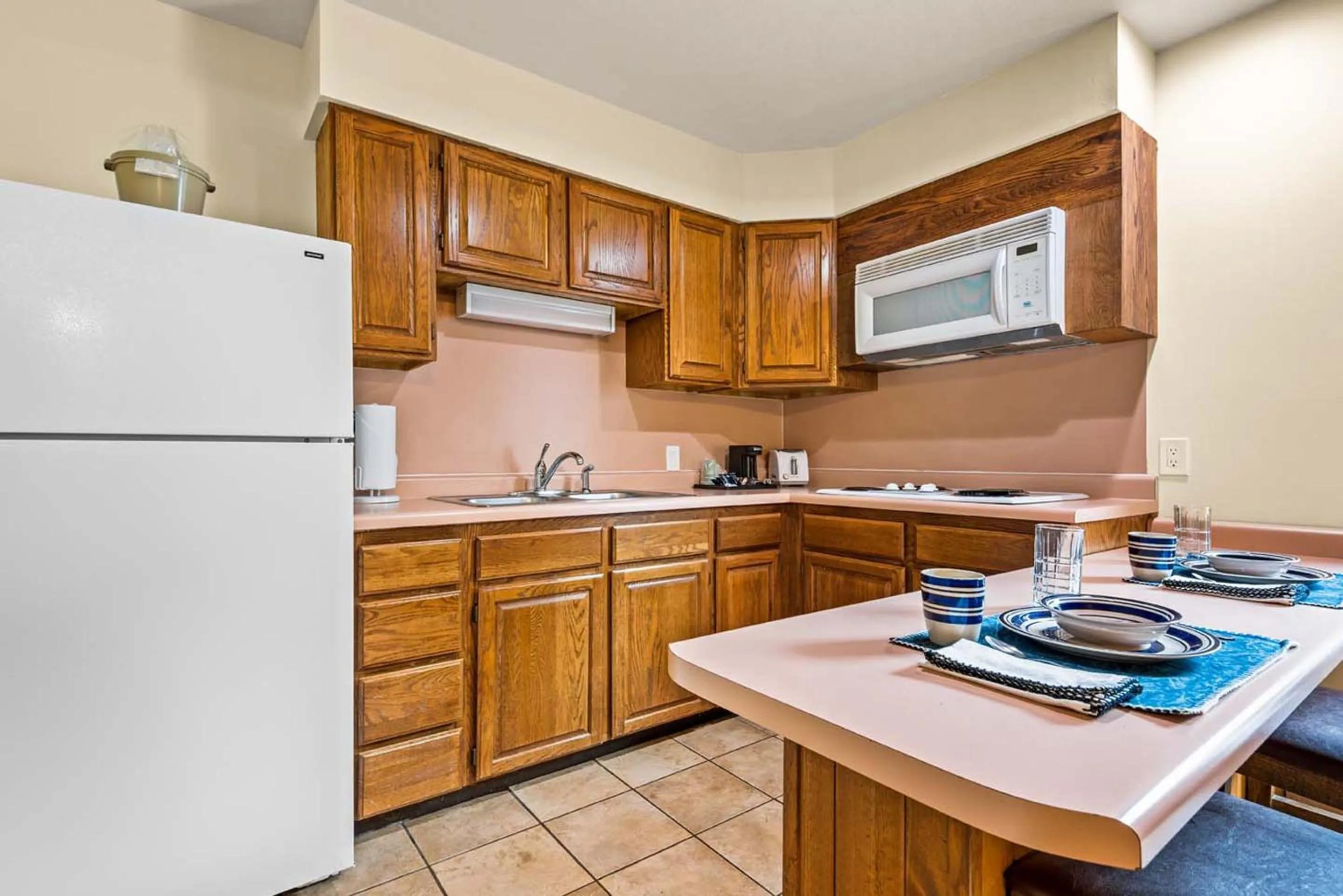 Kitchen or kitchenette in Box Canyon Lodge and Hot Springs