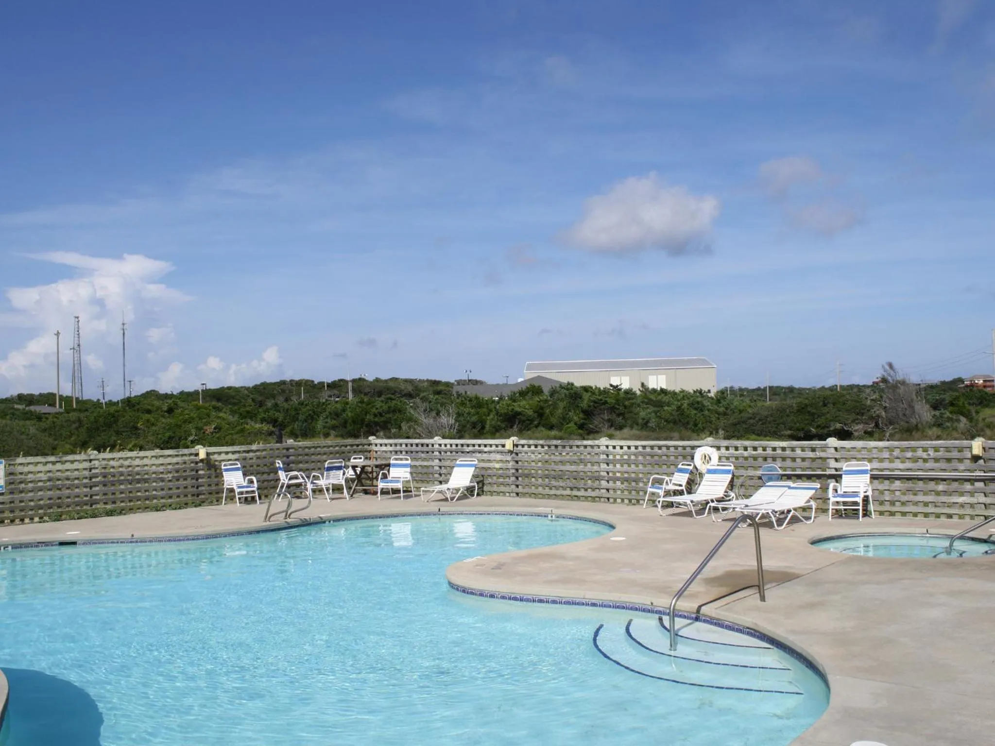 Swimming pool in Cape Hatteras Motel