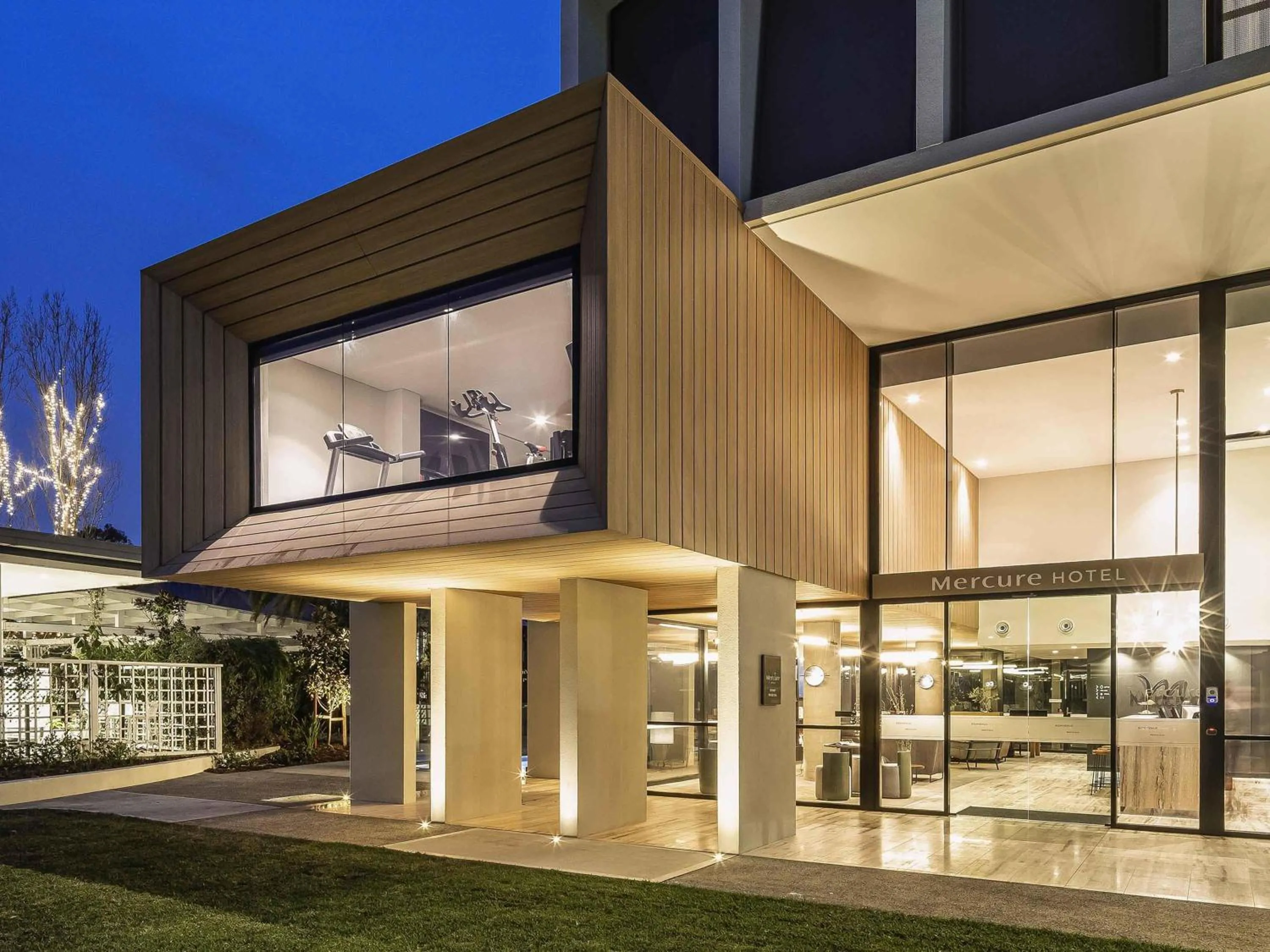 Property building in Mercure Sydney Rouse Hill