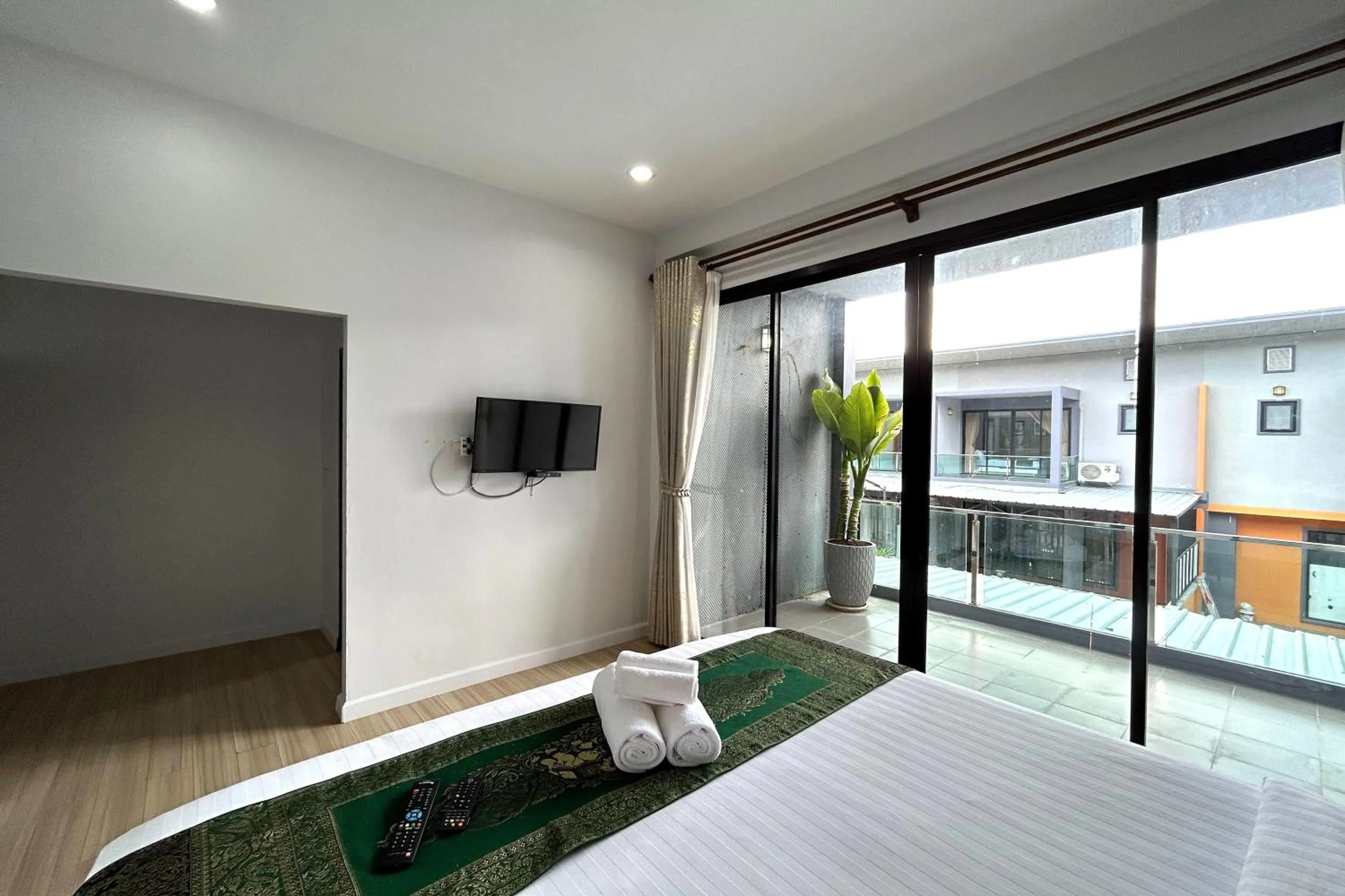 Bed in Nice Villa Resort Hat Yai