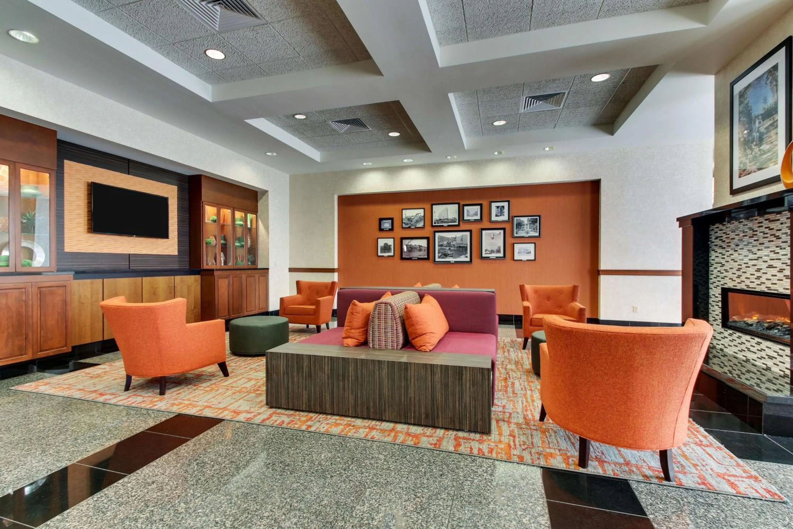 Lobby or reception in Drury Inn & Suites Meridian