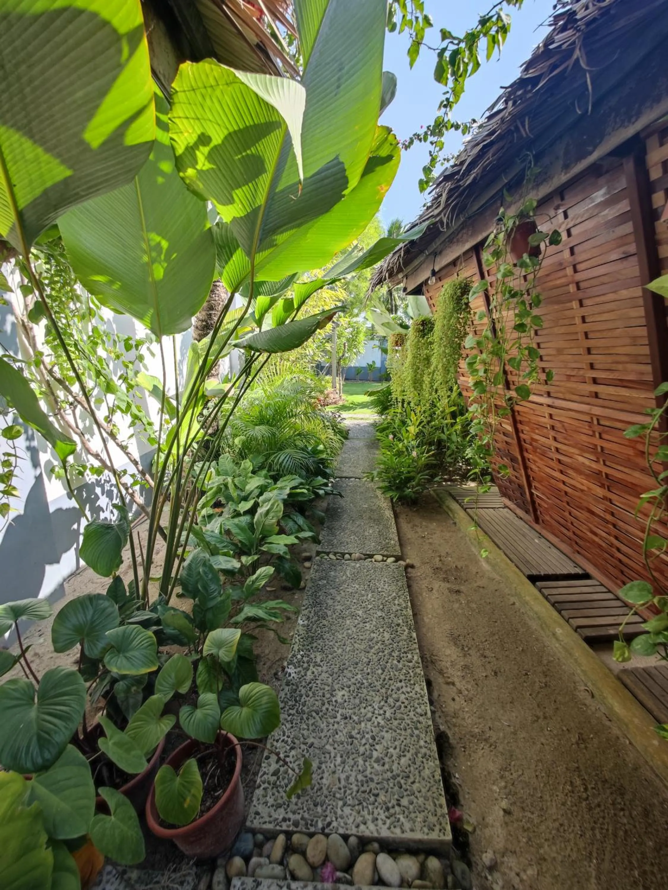 Daluyong Beach Resort