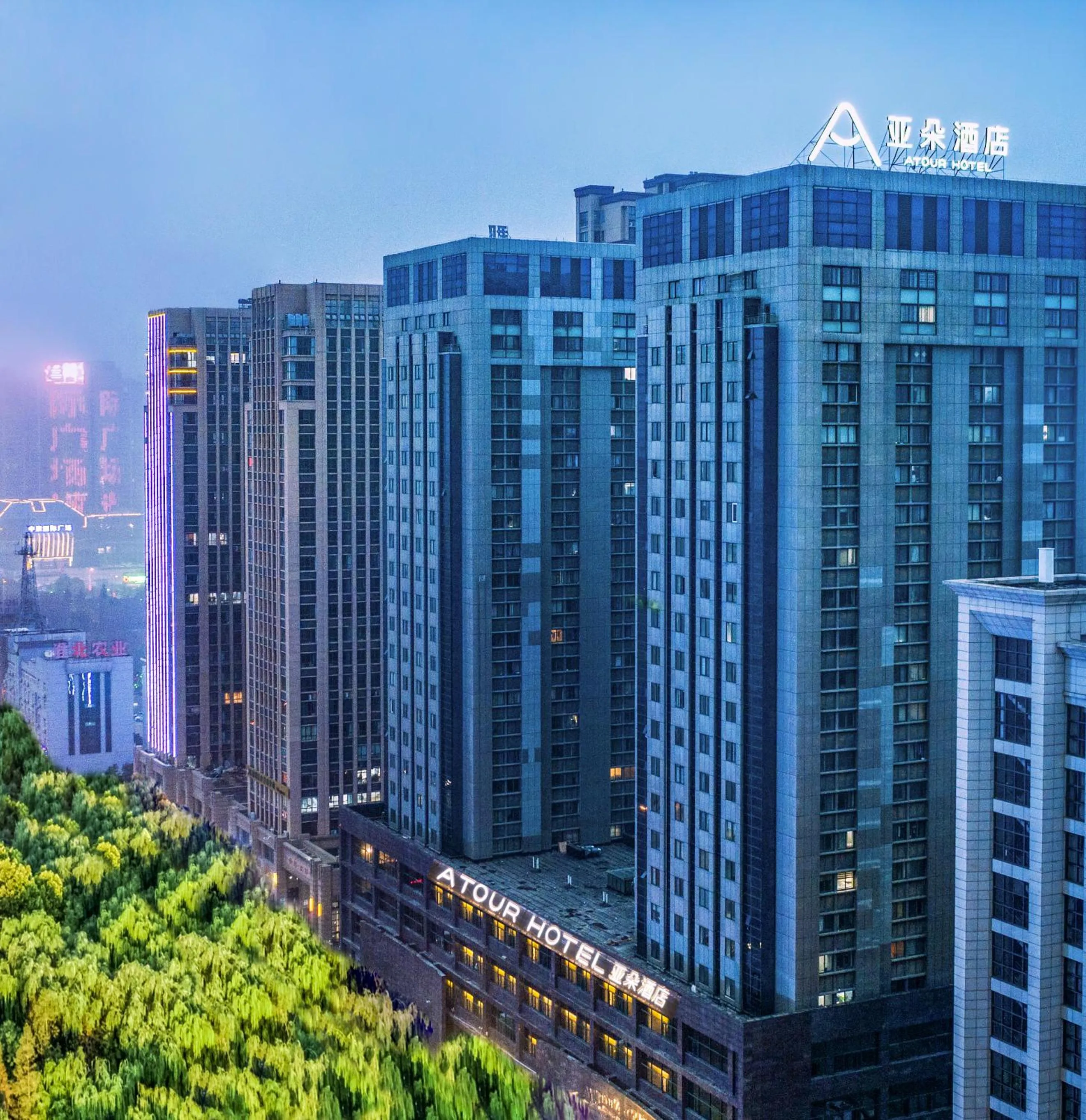 Atour Hotel Huaibei City Government Plaza