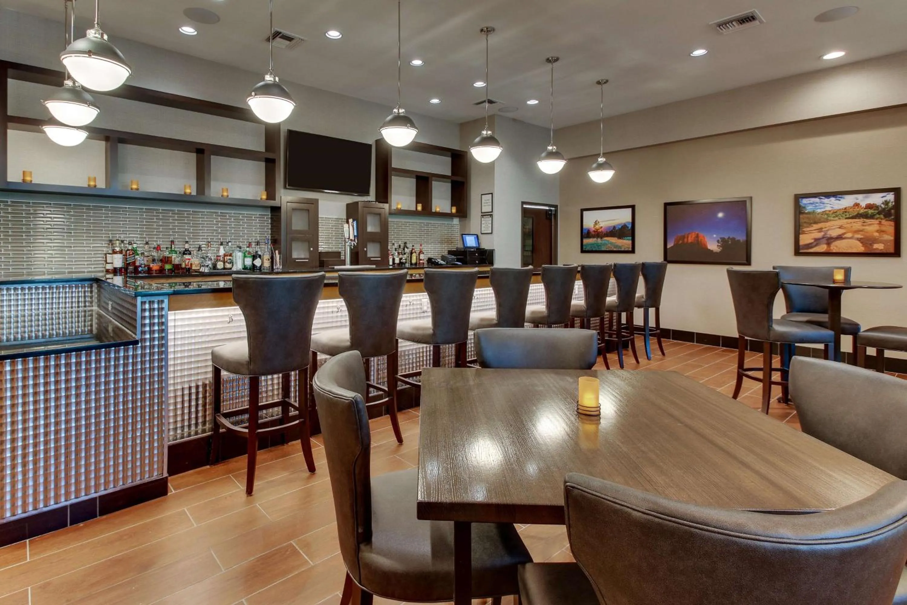 Lounge or bar in Drury Inn & Suites Phoenix Happy Valley