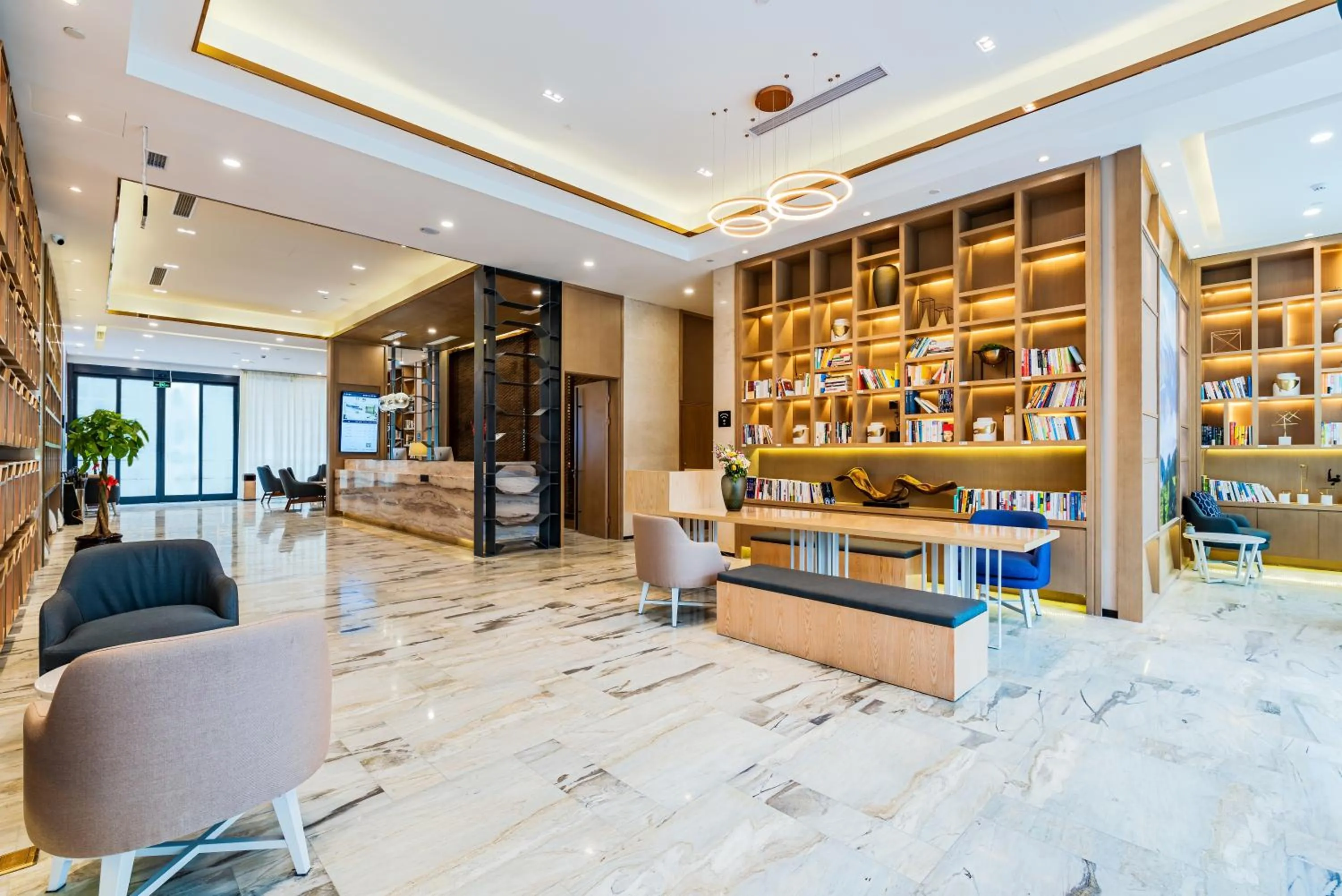 Lobby or reception in Atour Hotel (Wenzhou International Airport Olympic Sports Center)