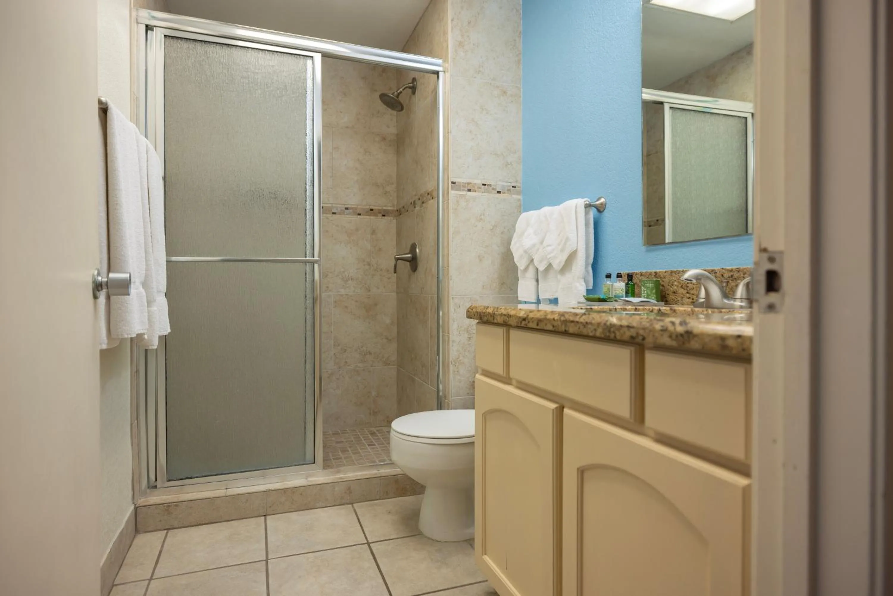 Bathroom in Isla Grand Beach Resort