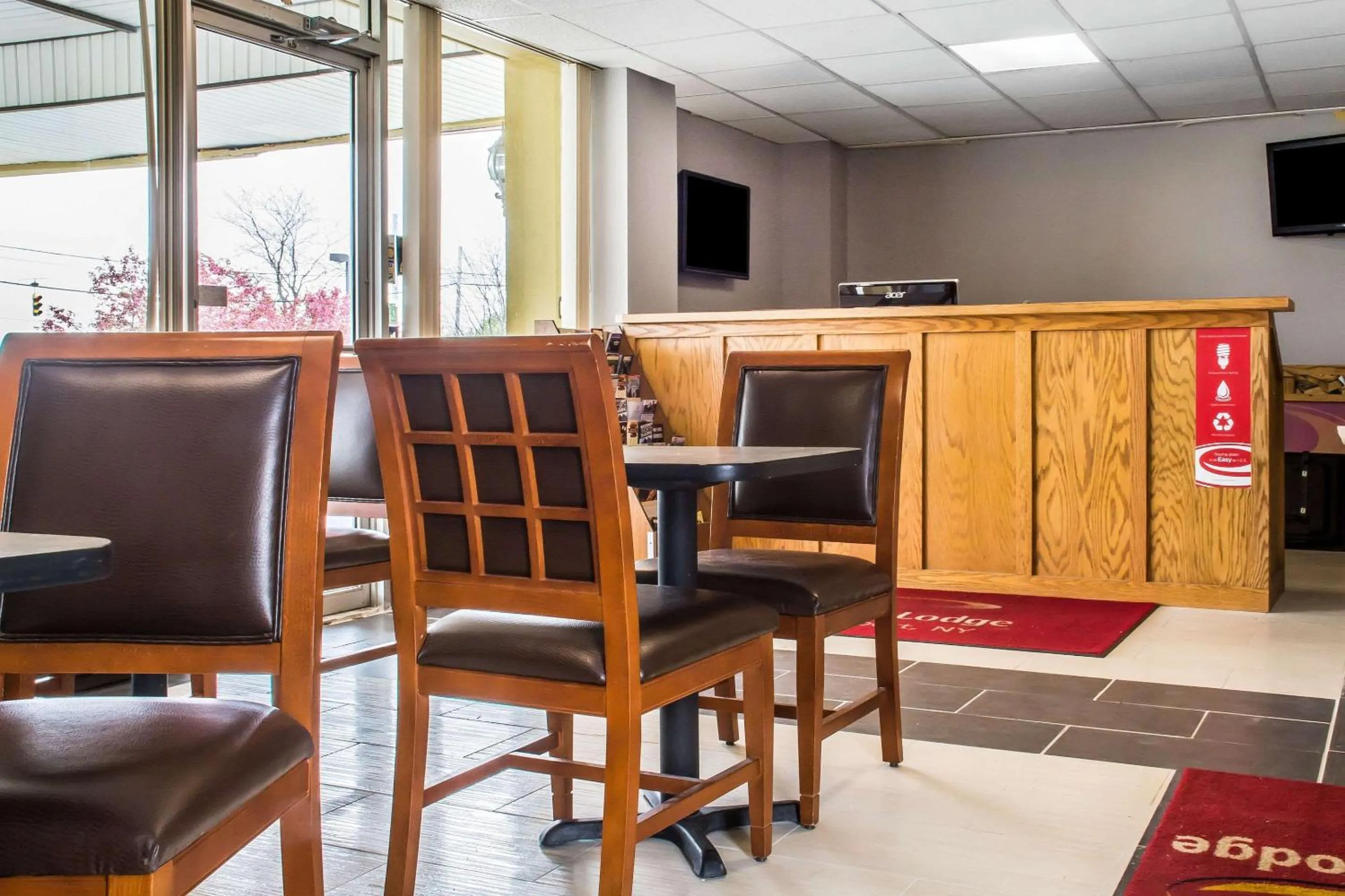 Lobby or reception in Econo Lodge