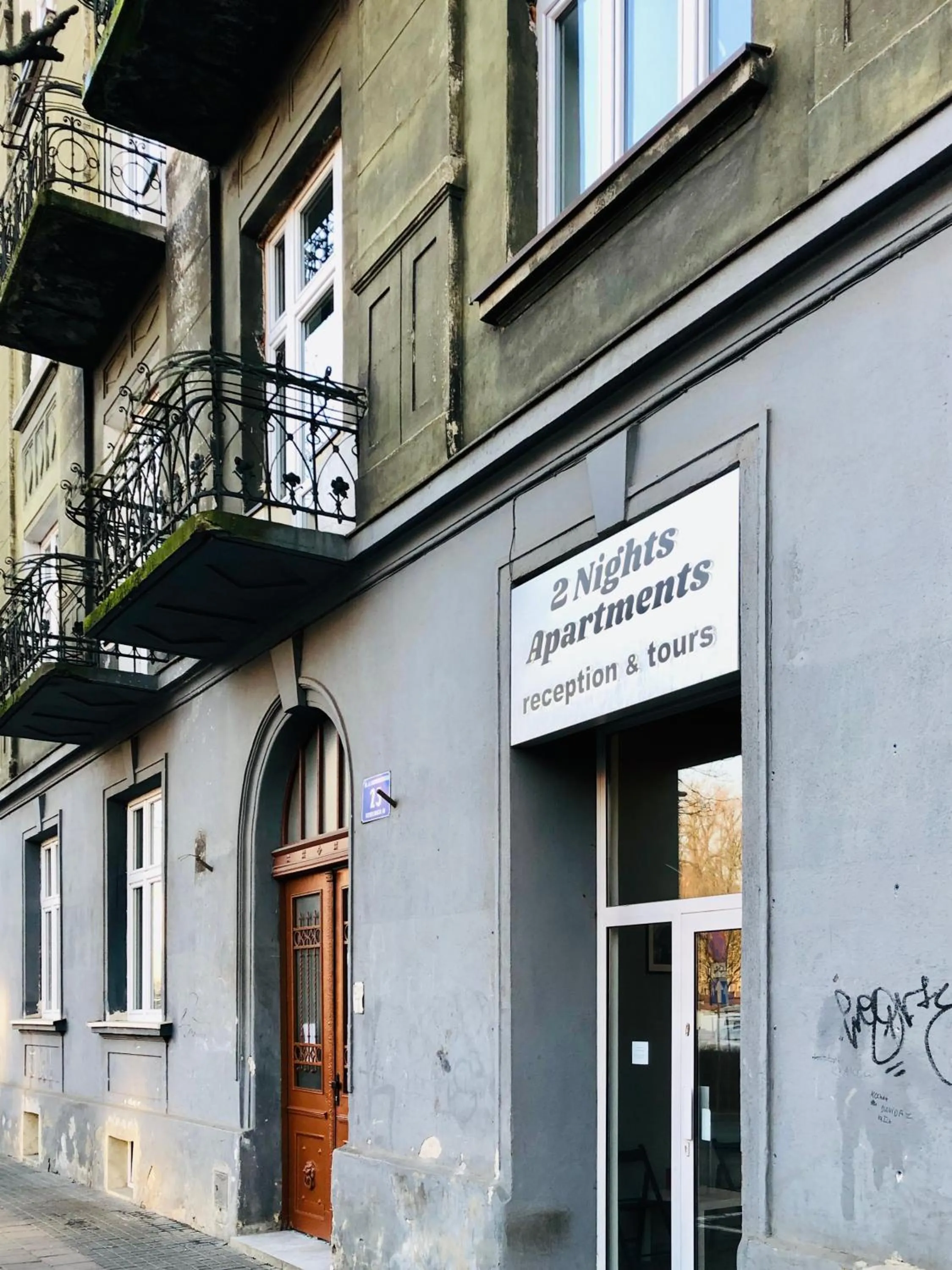 Facade/entrance in Lubomirskiego 23 Residence - great location, 10 min to Main Square by foot, right next to Main Rail and Bus Station