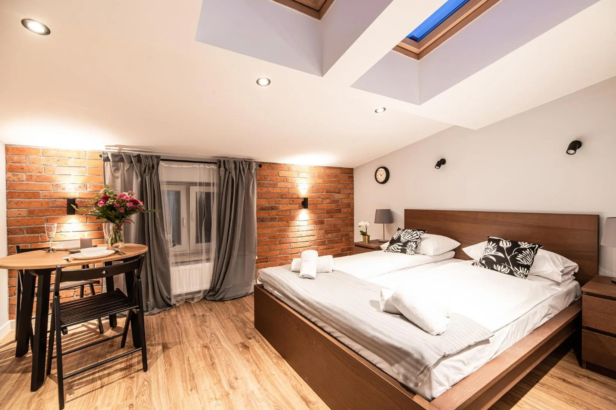 Photo of the whole room, Bed in Lubomirskiego 23 Residence - great location, 10 min to Main Square by foot, right next to Main Rail and Bus Station