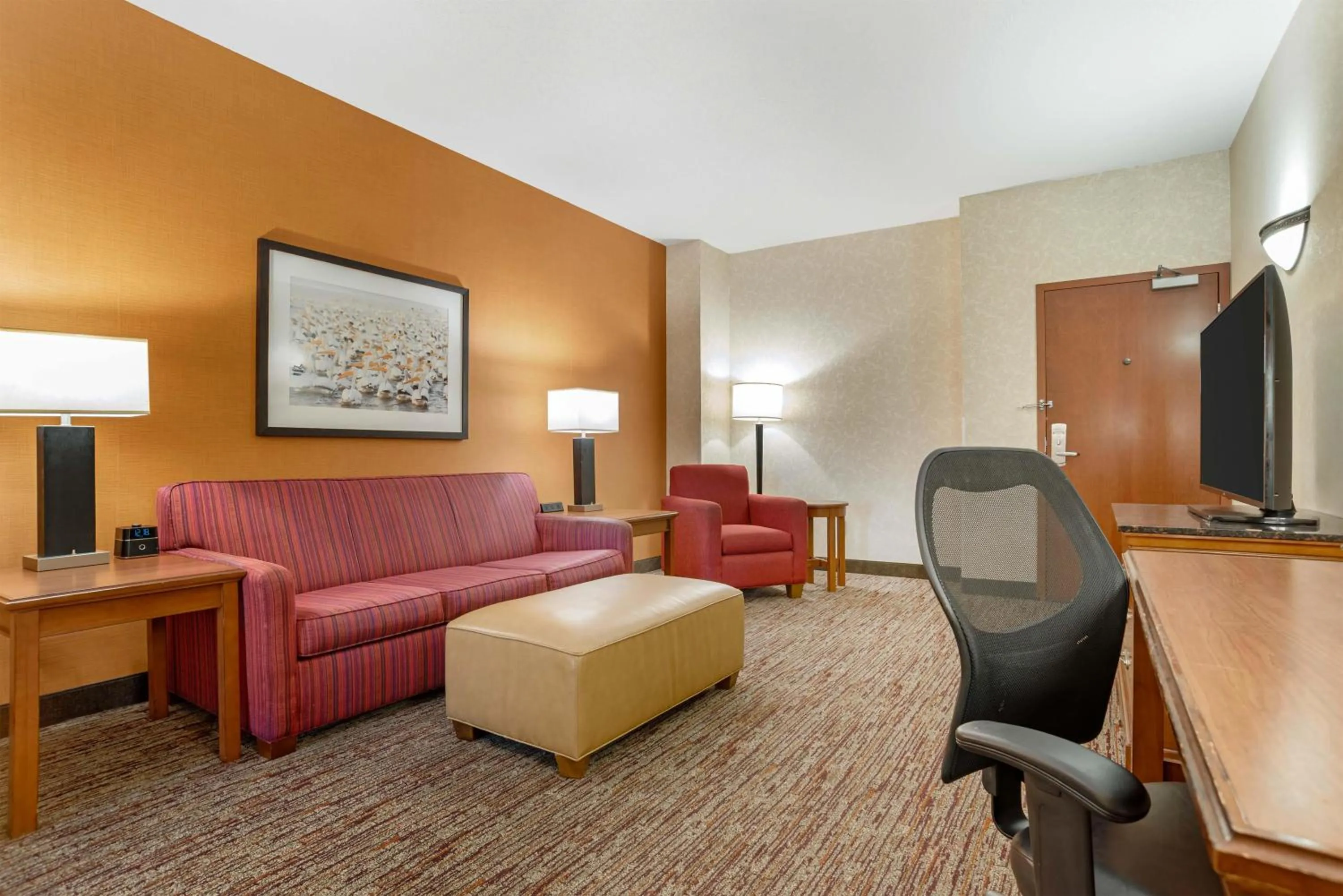 Bedroom in Drury Inn & Suites Baton Rouge