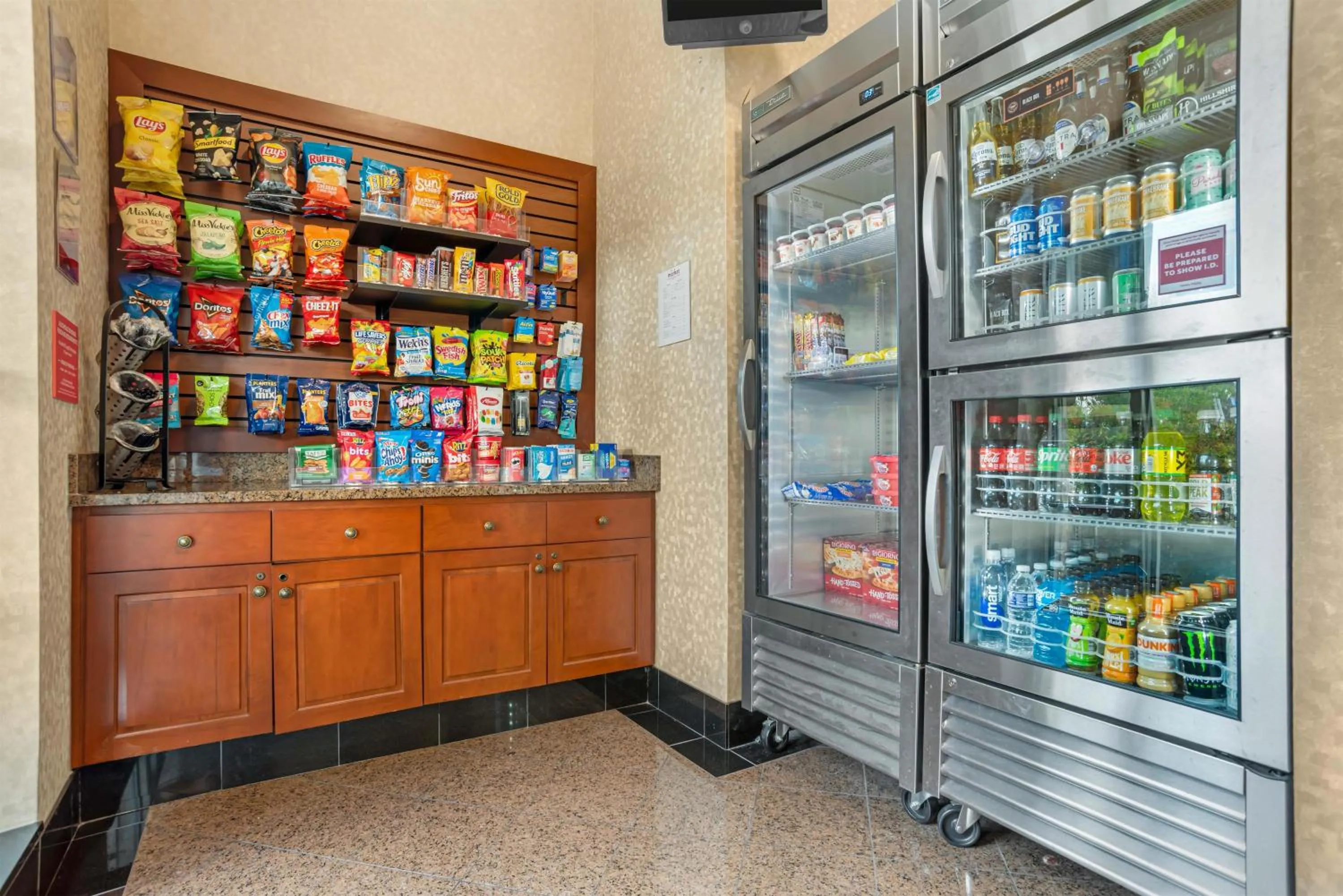 Property building in Drury Inn & Suites Baton Rouge